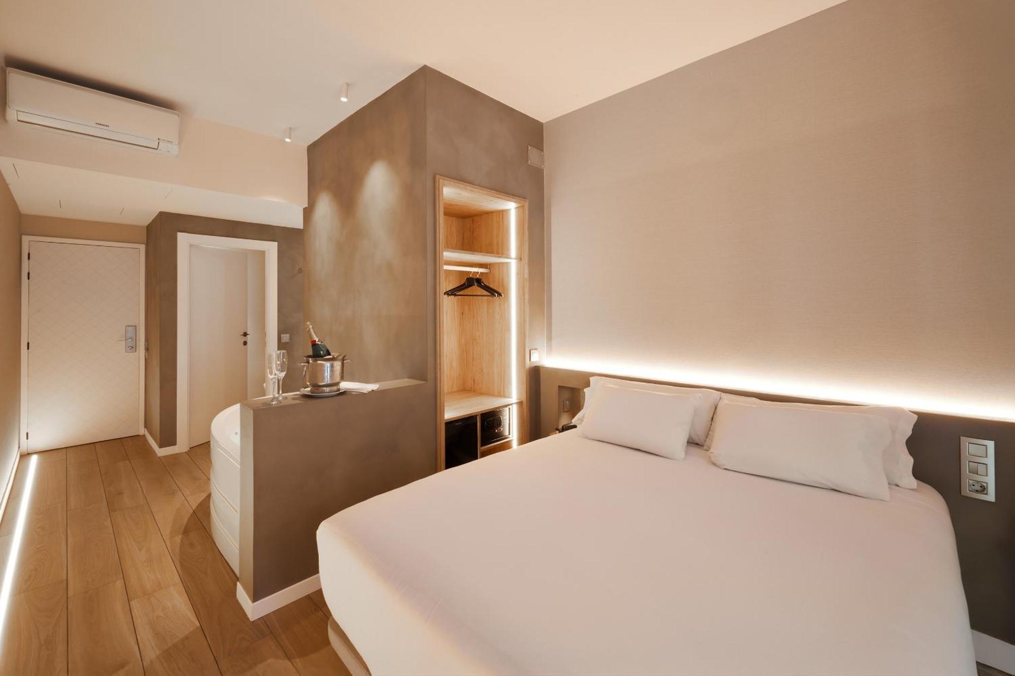 Chambre Double avec Baignoire Spa