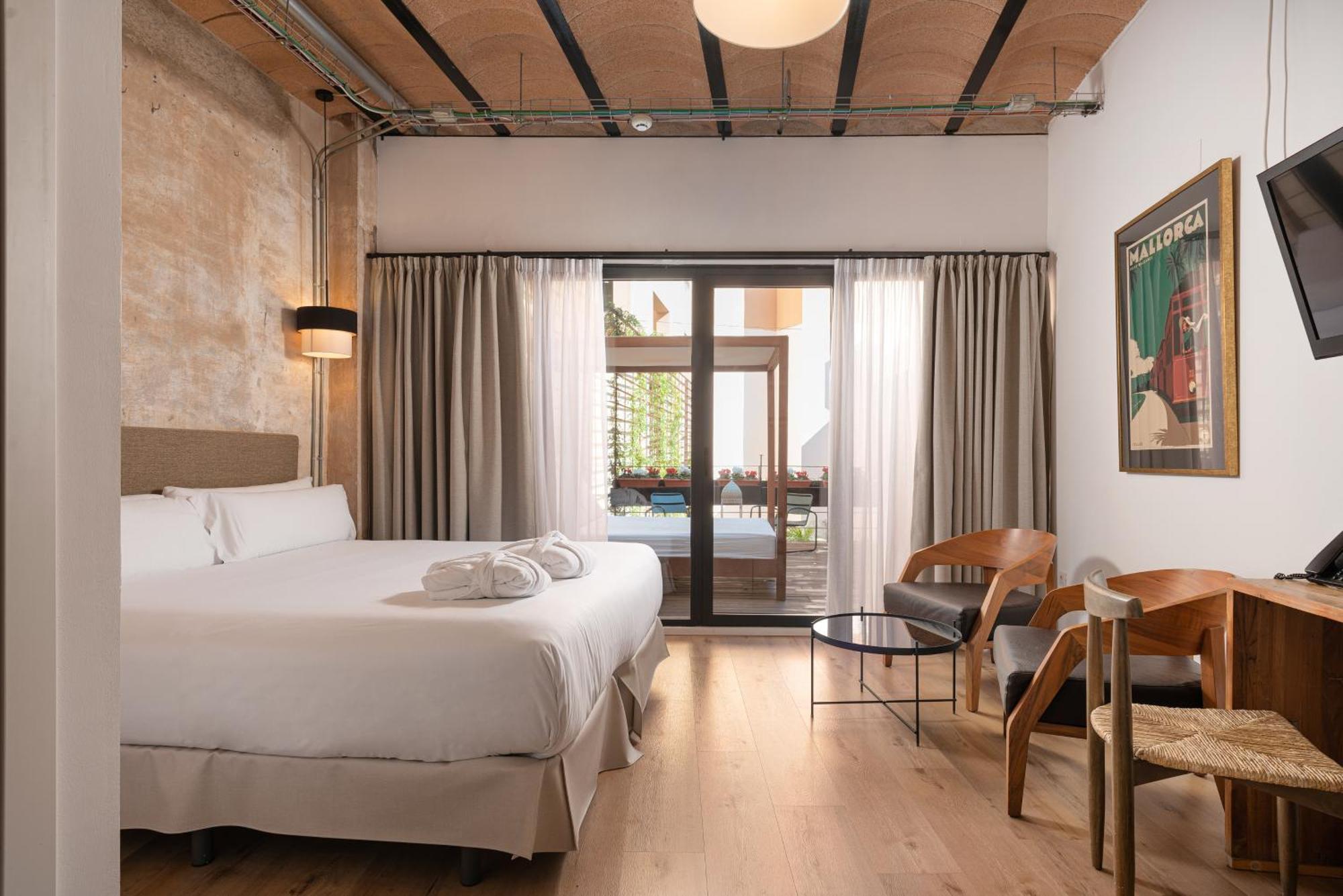 Premium Double Room Terrace,1648898624:JPEG