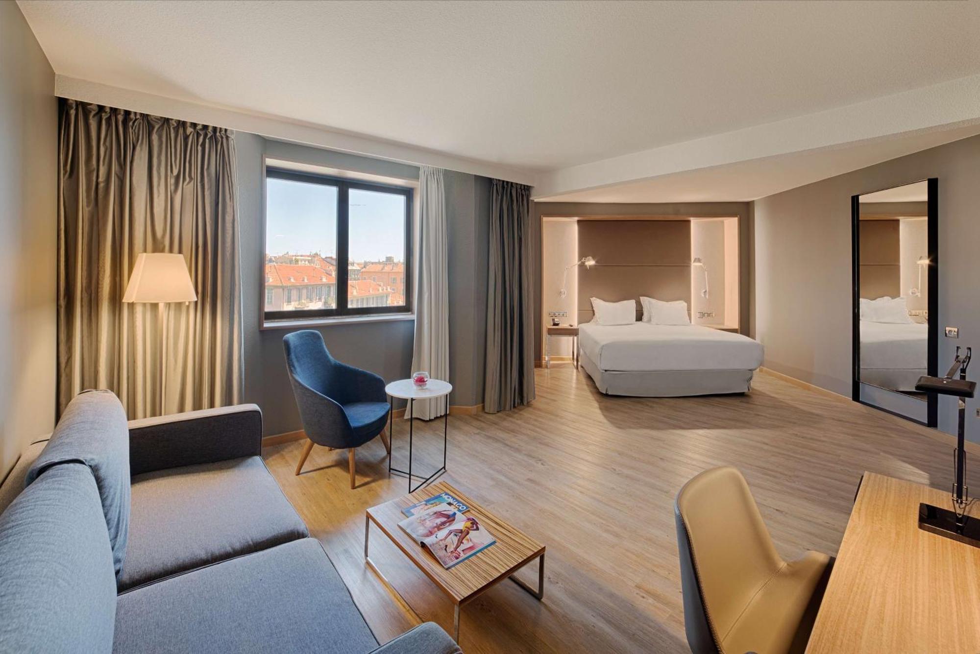 Junior Suite,1659455560:JPEG