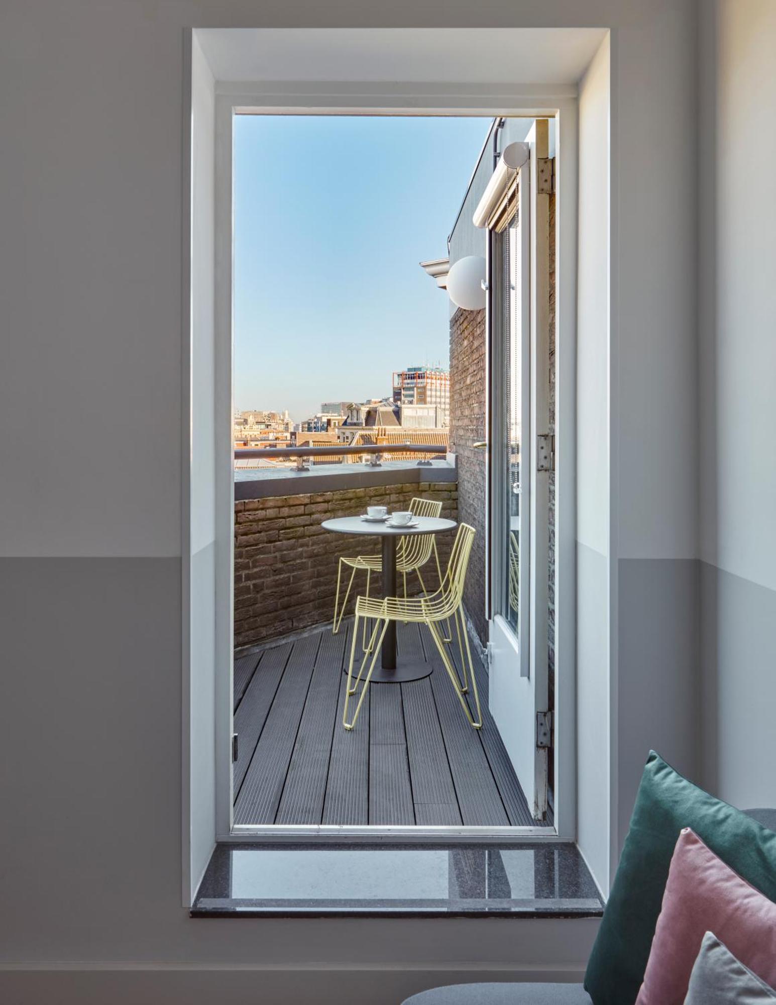 Luxueuse Chambre King avec Balcon