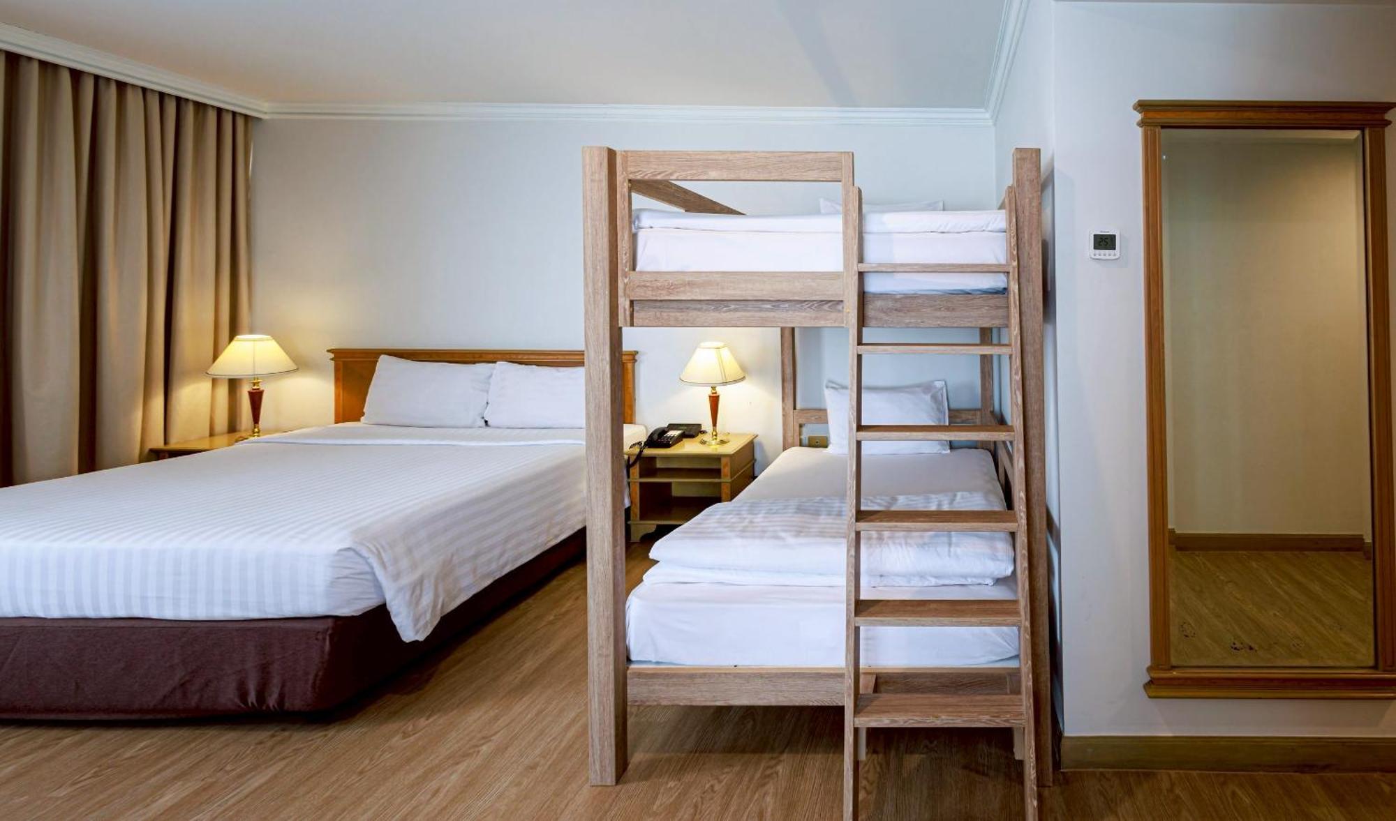 Deluxe Family Bunk Bed