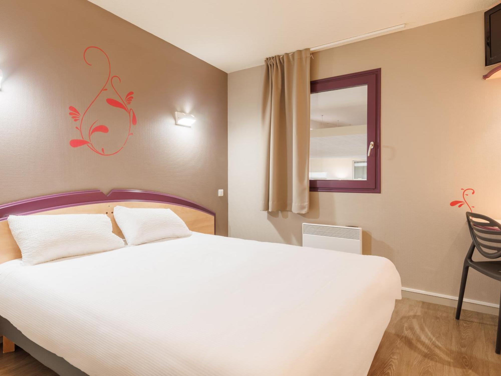 Economy Double Room Indoor view