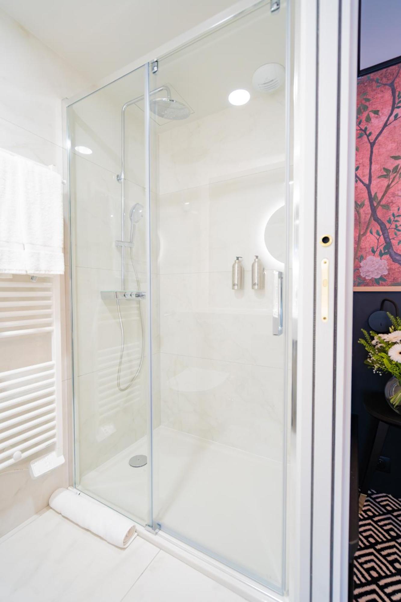 Chambre Deluxe Double ou Lits Jumeaux