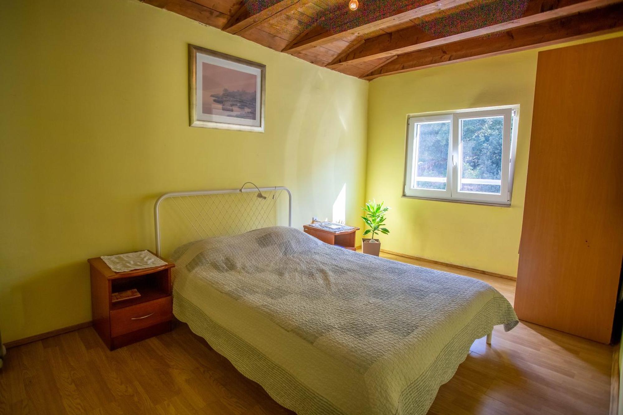 Chambre Triple avec Salle de Bains Privative