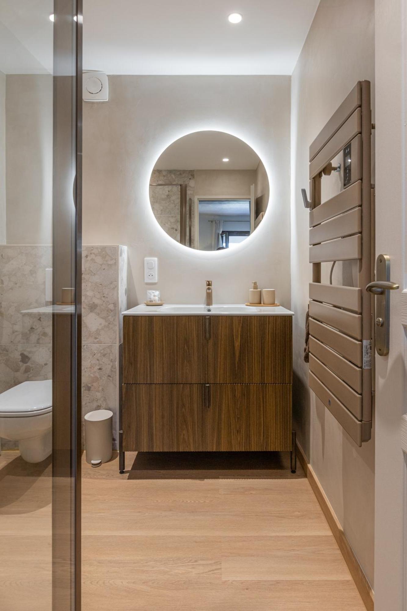 One-Bedroom Apartment with Sea View - High Floor,1663749508:JPEG