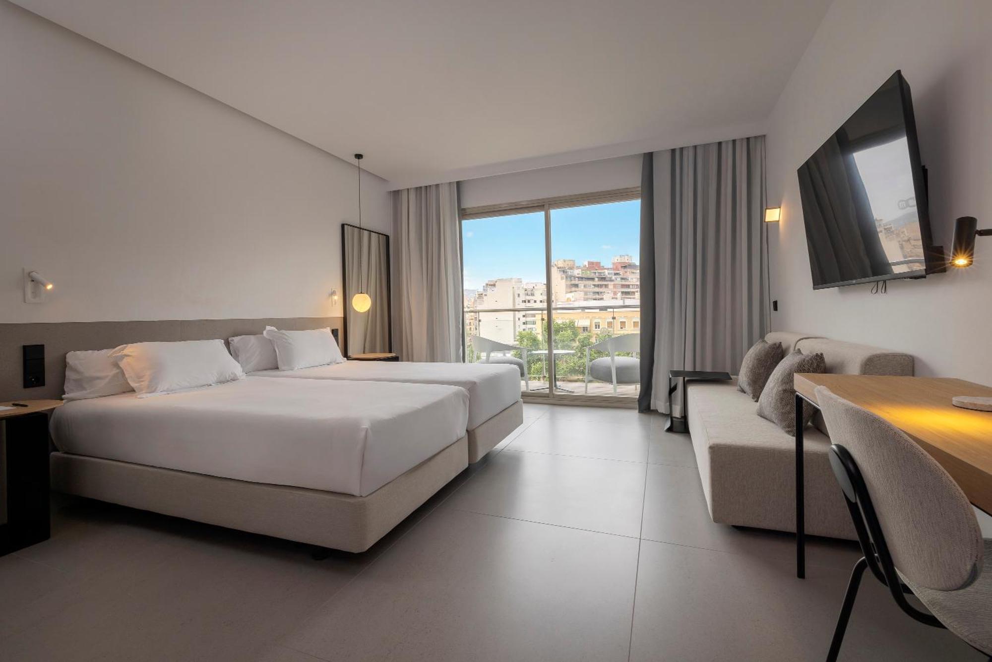 Double Room City View Balcony