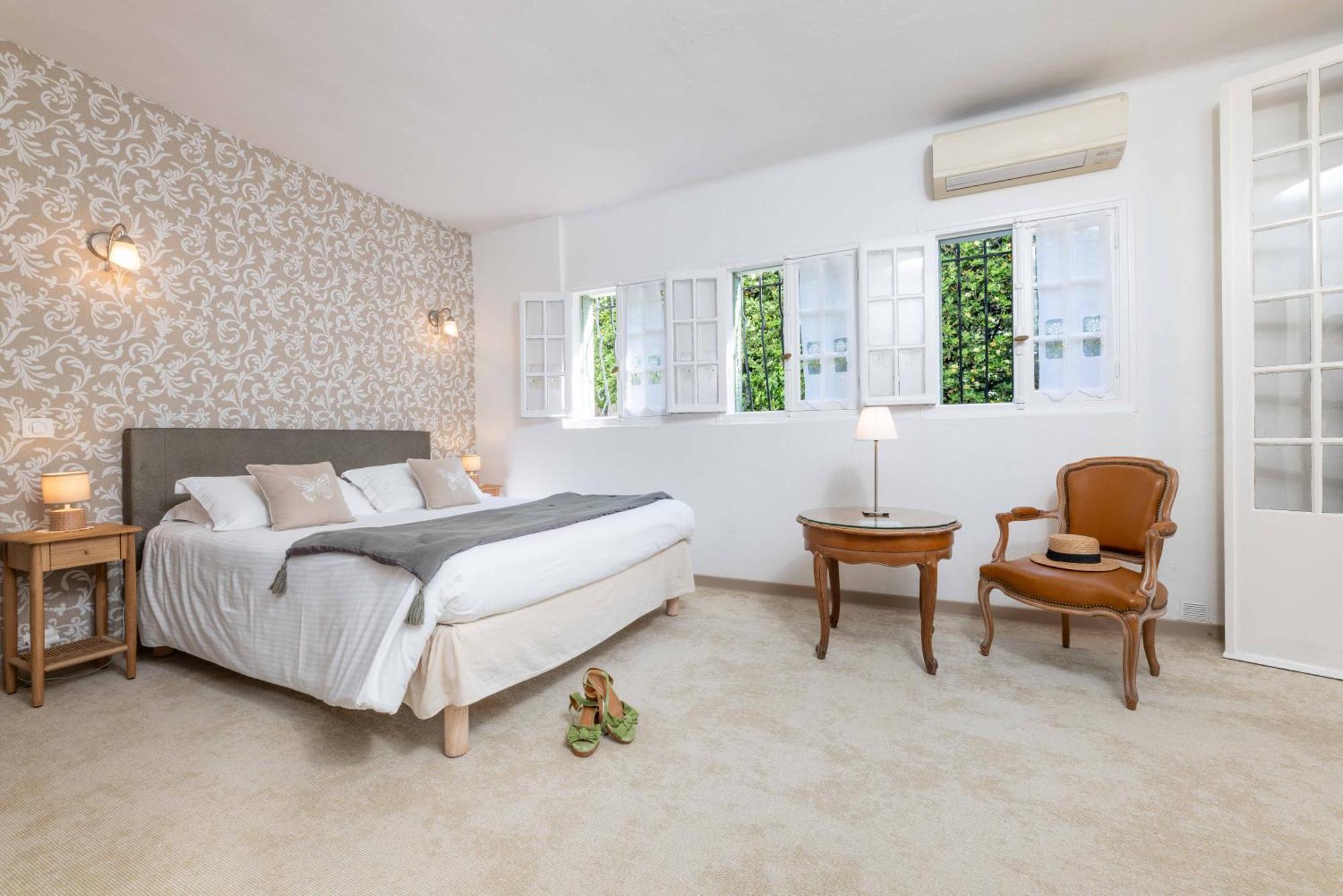 One-Bedroom Suite Garden View