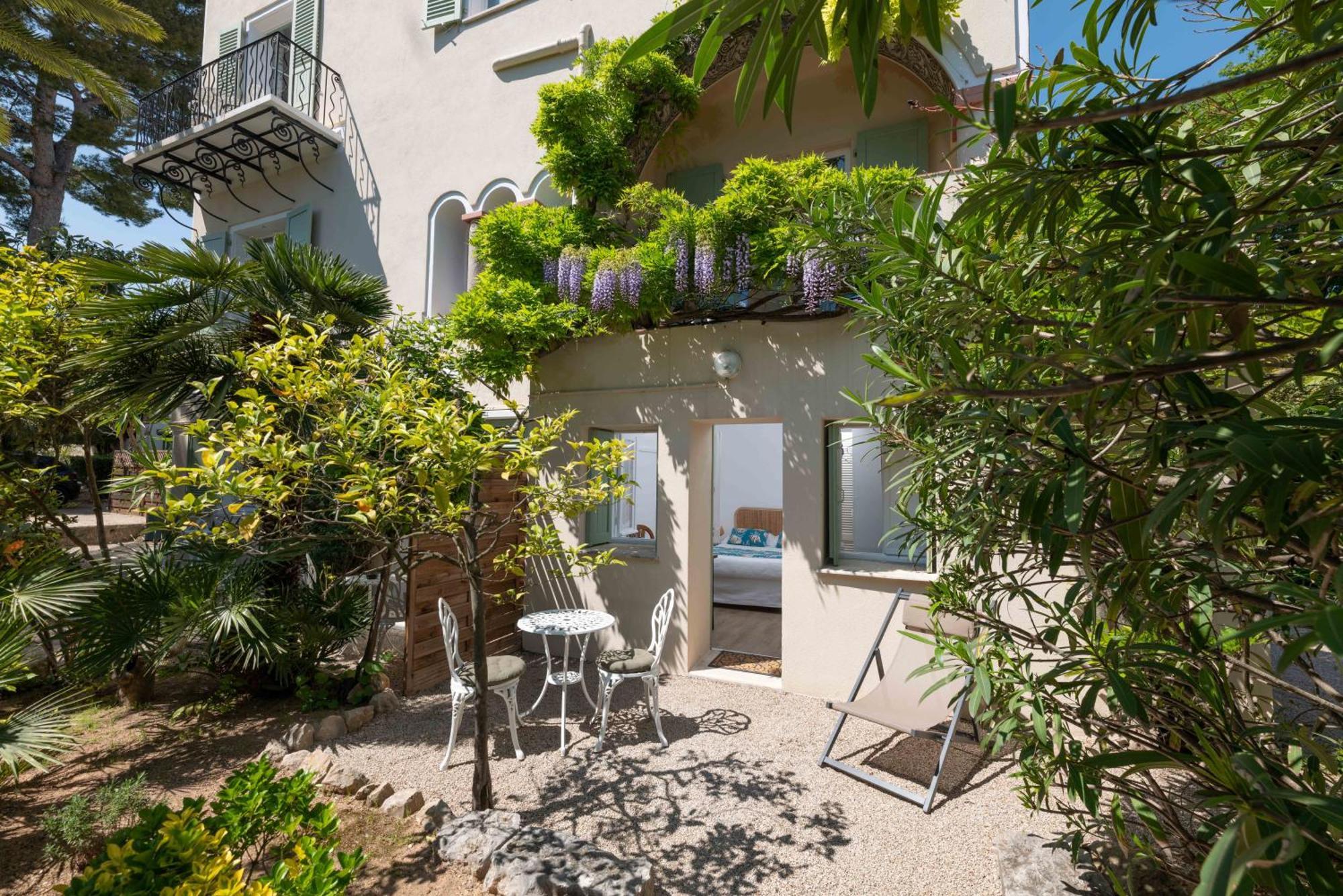 Single Room Terrace