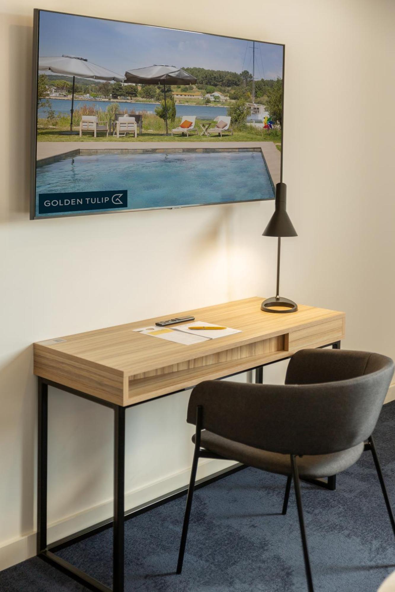 Chambre Supérieure avec 2 Lits Simples