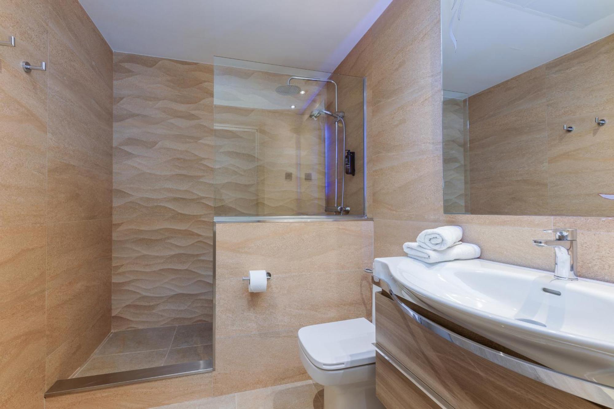 Double or Twin Room Extra Bed,1669815290:JPEG