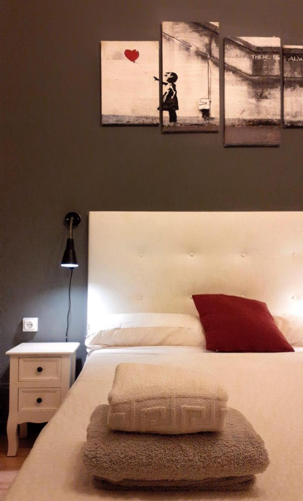 Petite Chambre Double avec Salle de Bains Commune