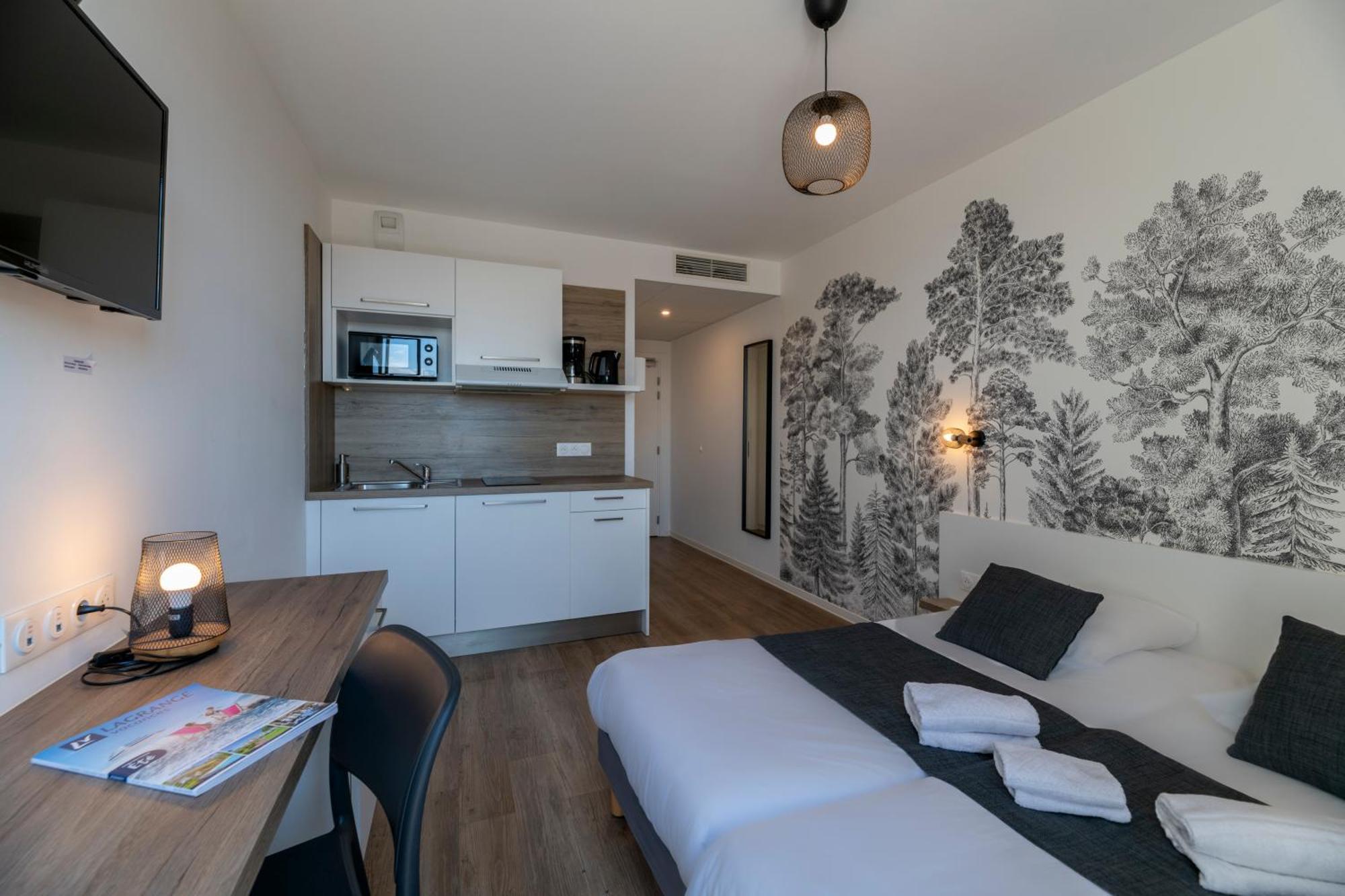 Superior Apartment
