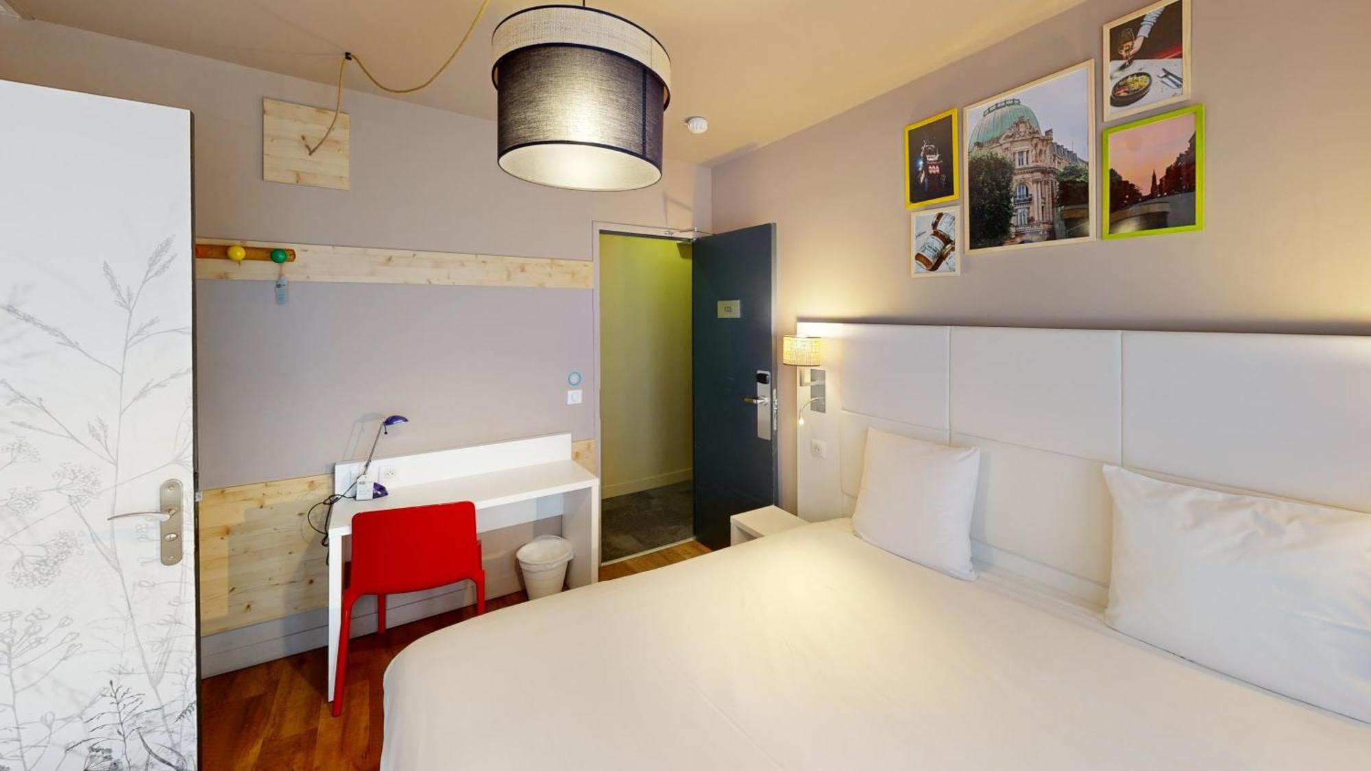 Pop Room Double Bed no Elevator,1679610806:JPEG