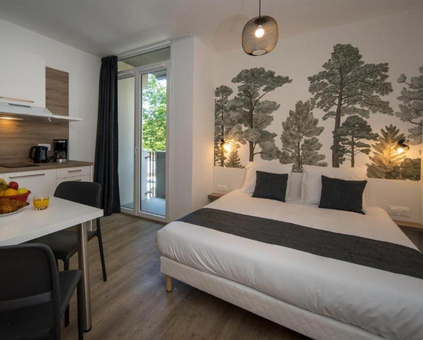 Superior Apartment
