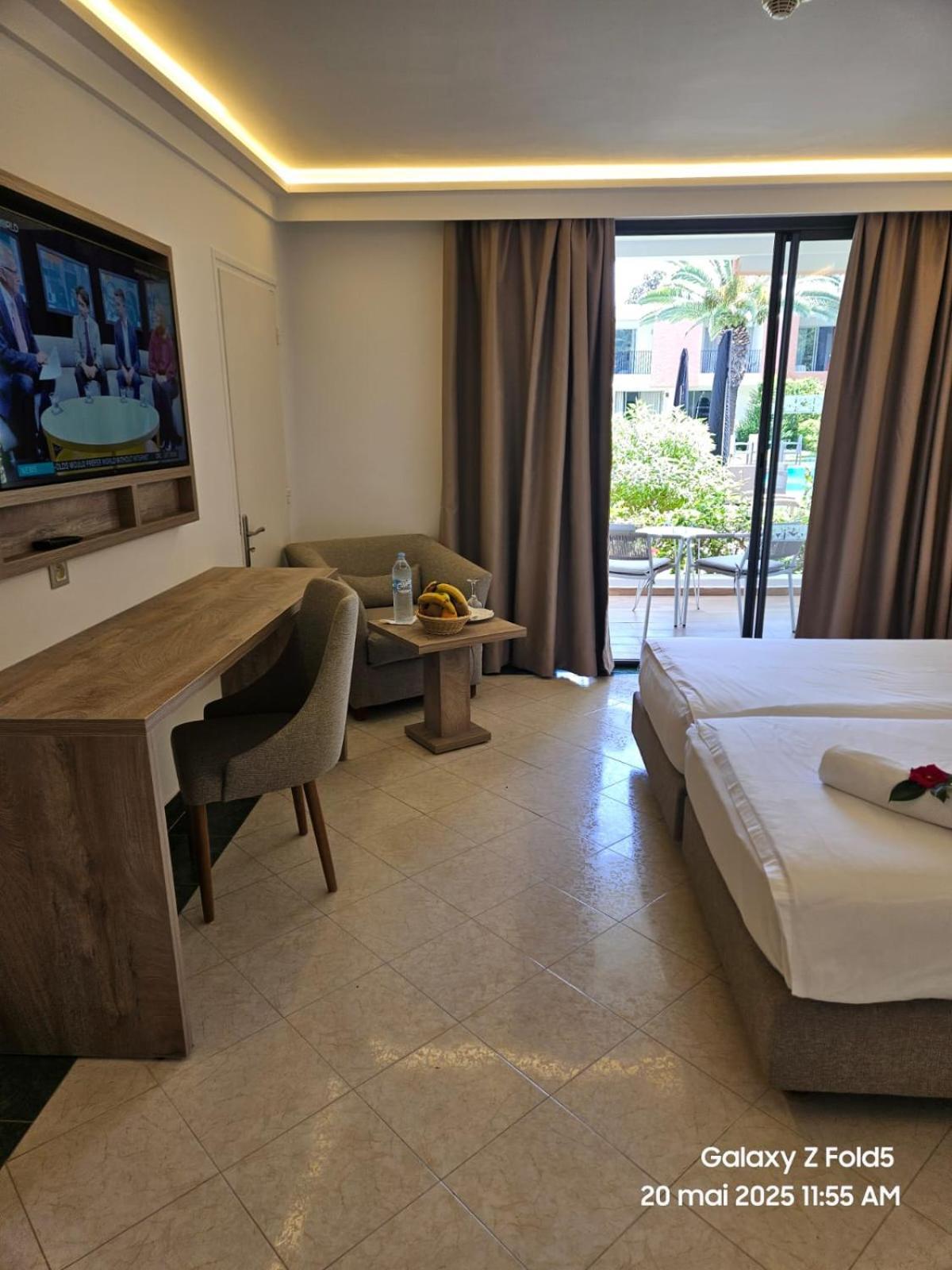 Superior Twin Room Garden View