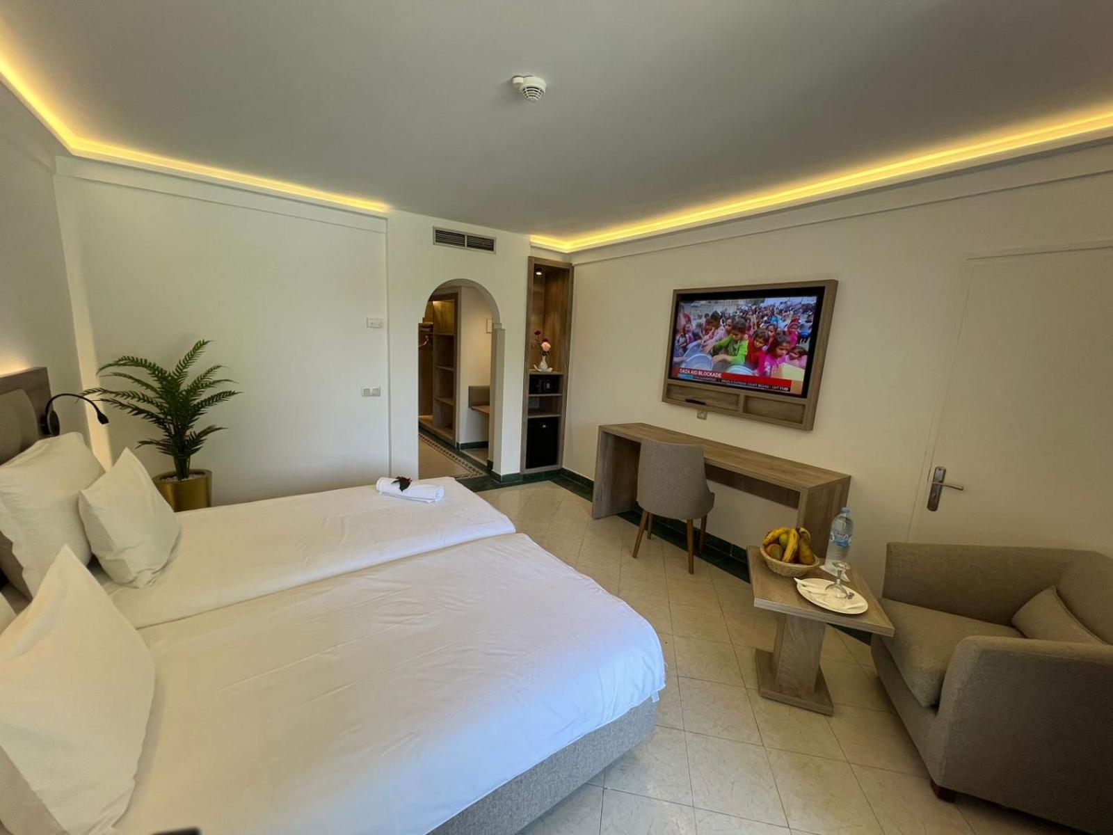 Superior Twin Room Garden View