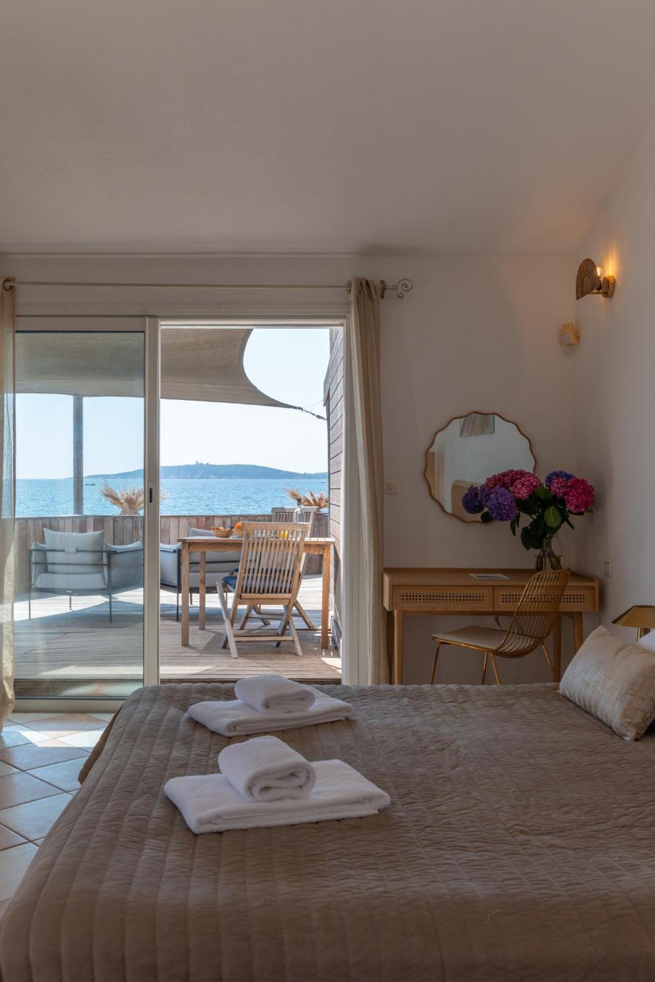 Double Room Beach Front