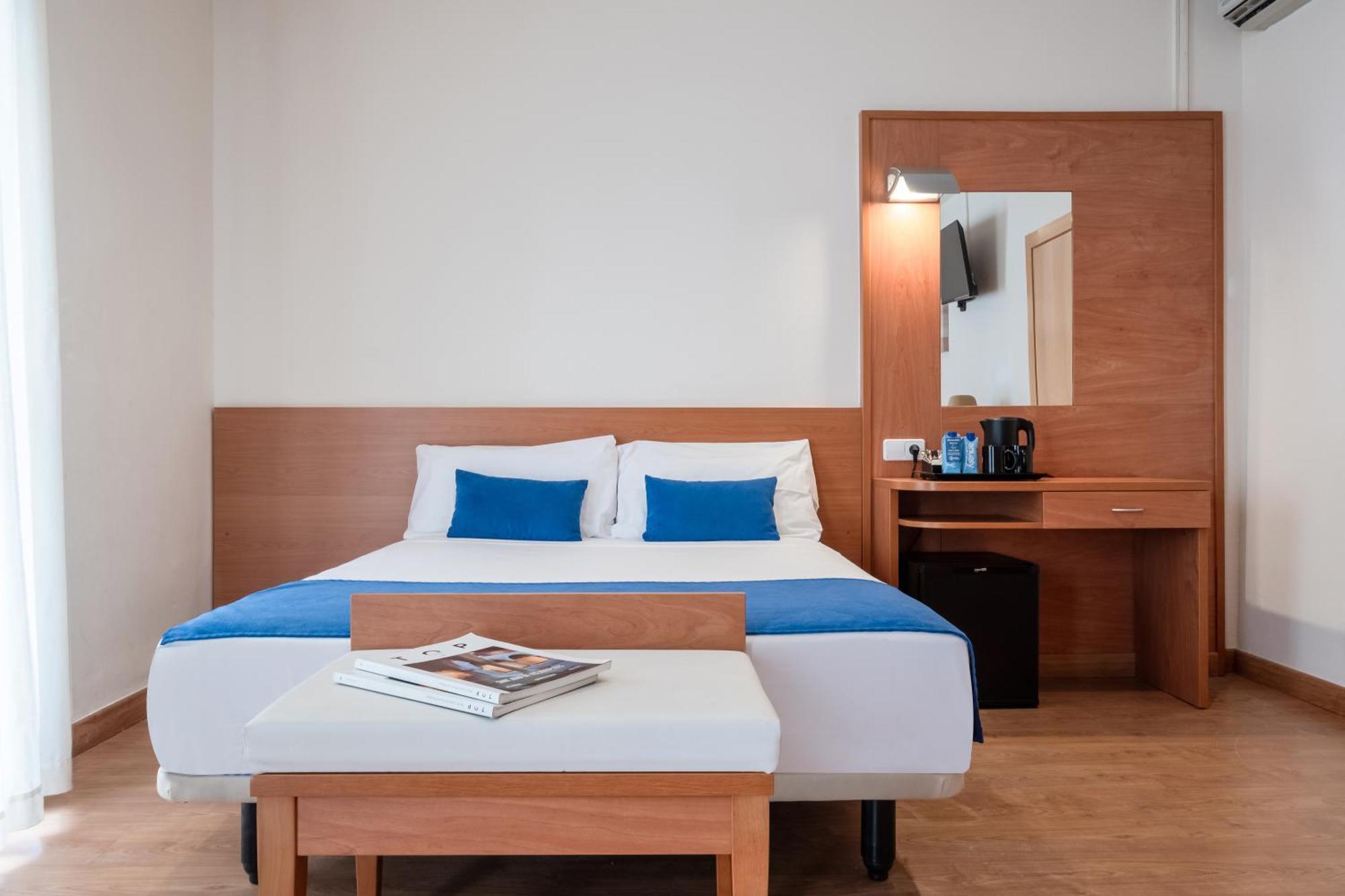 Standard Quadruple Room,1691988819:JPEG