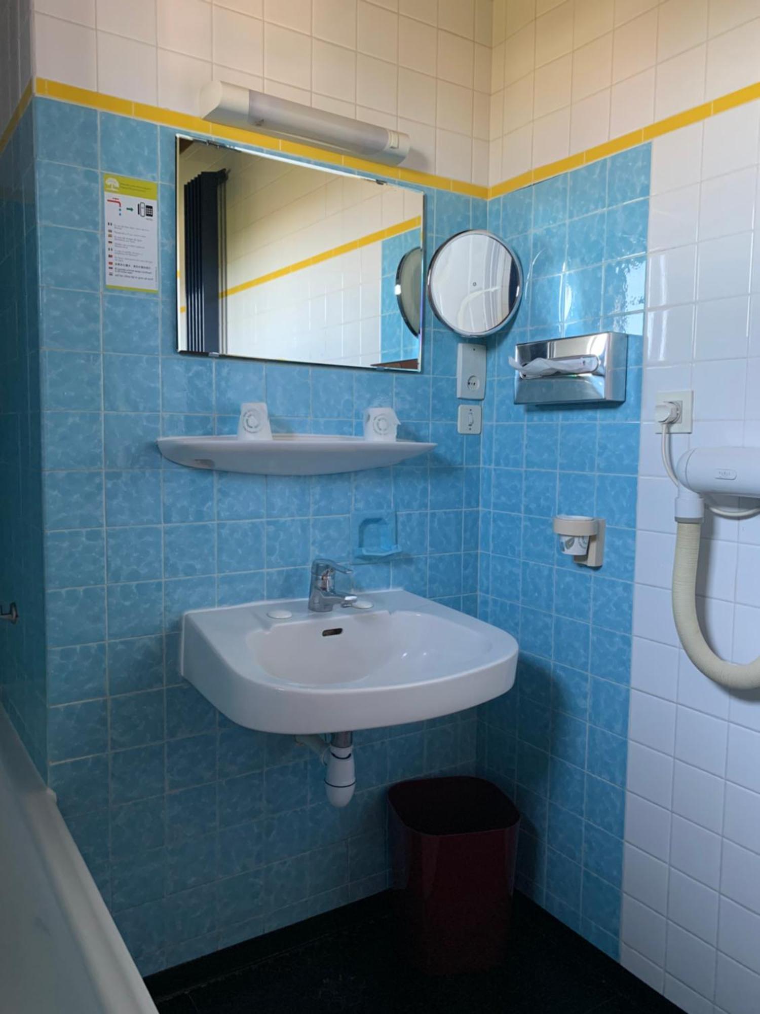 Triple Room,1697026338:JPEG