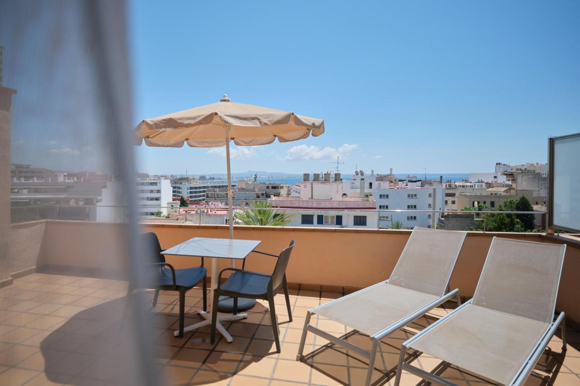 Superior Double Terrace