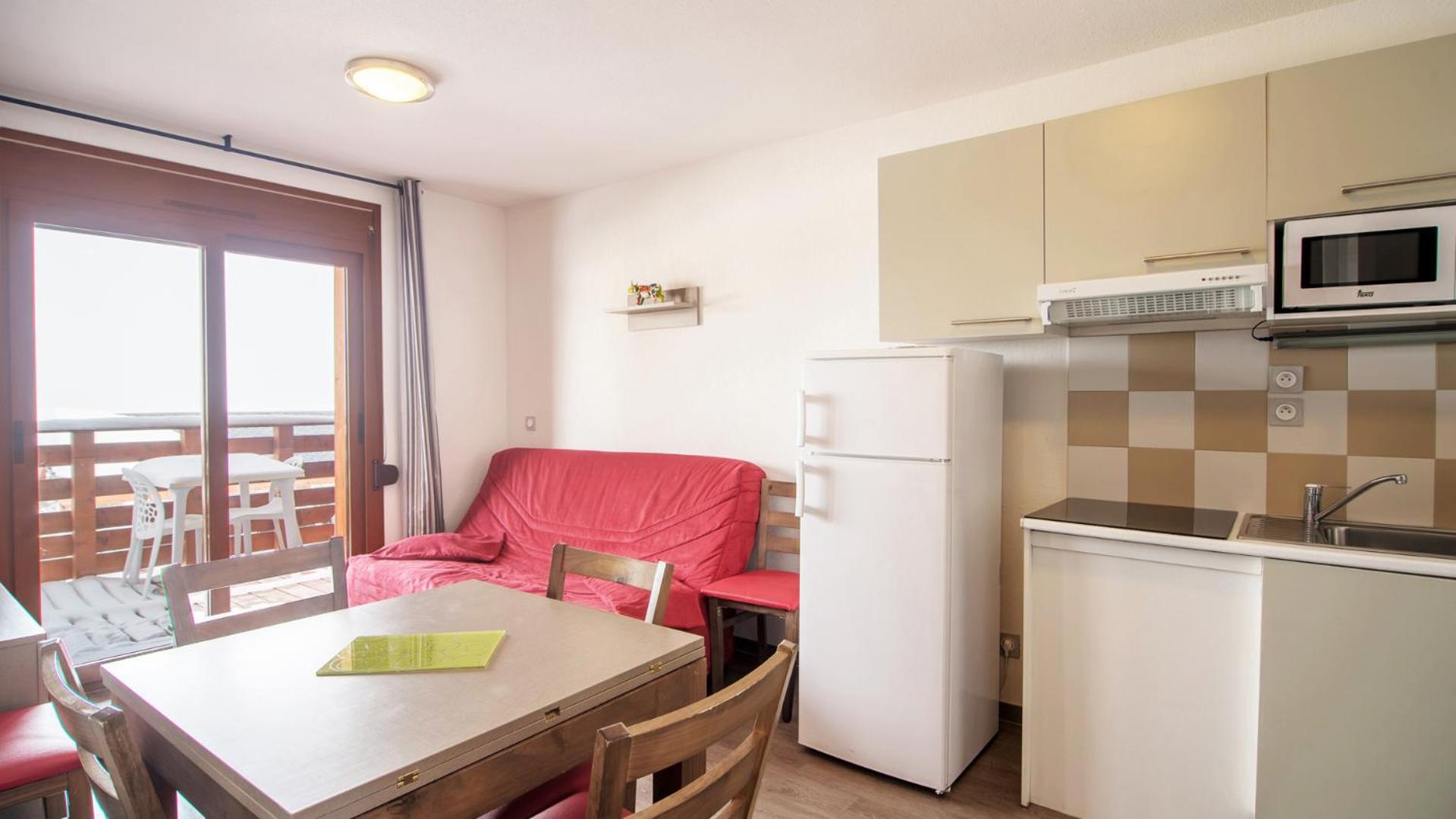 Appartement 1 Chambre avec Coin Nuit pour 6 Personnes