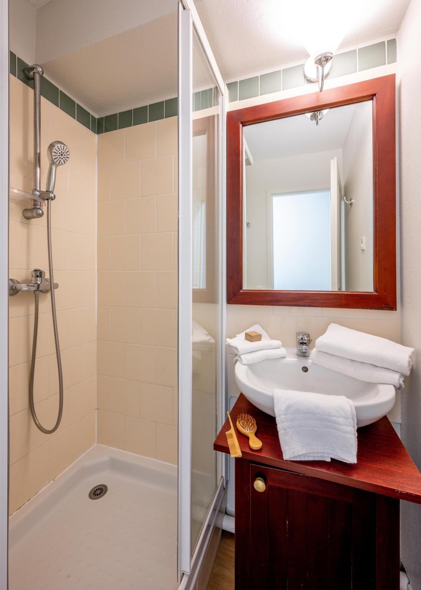 Appartement Supérieur 2 Chambres avec Coin Nuit et Terrasse ou Balcon (8 Personnes)