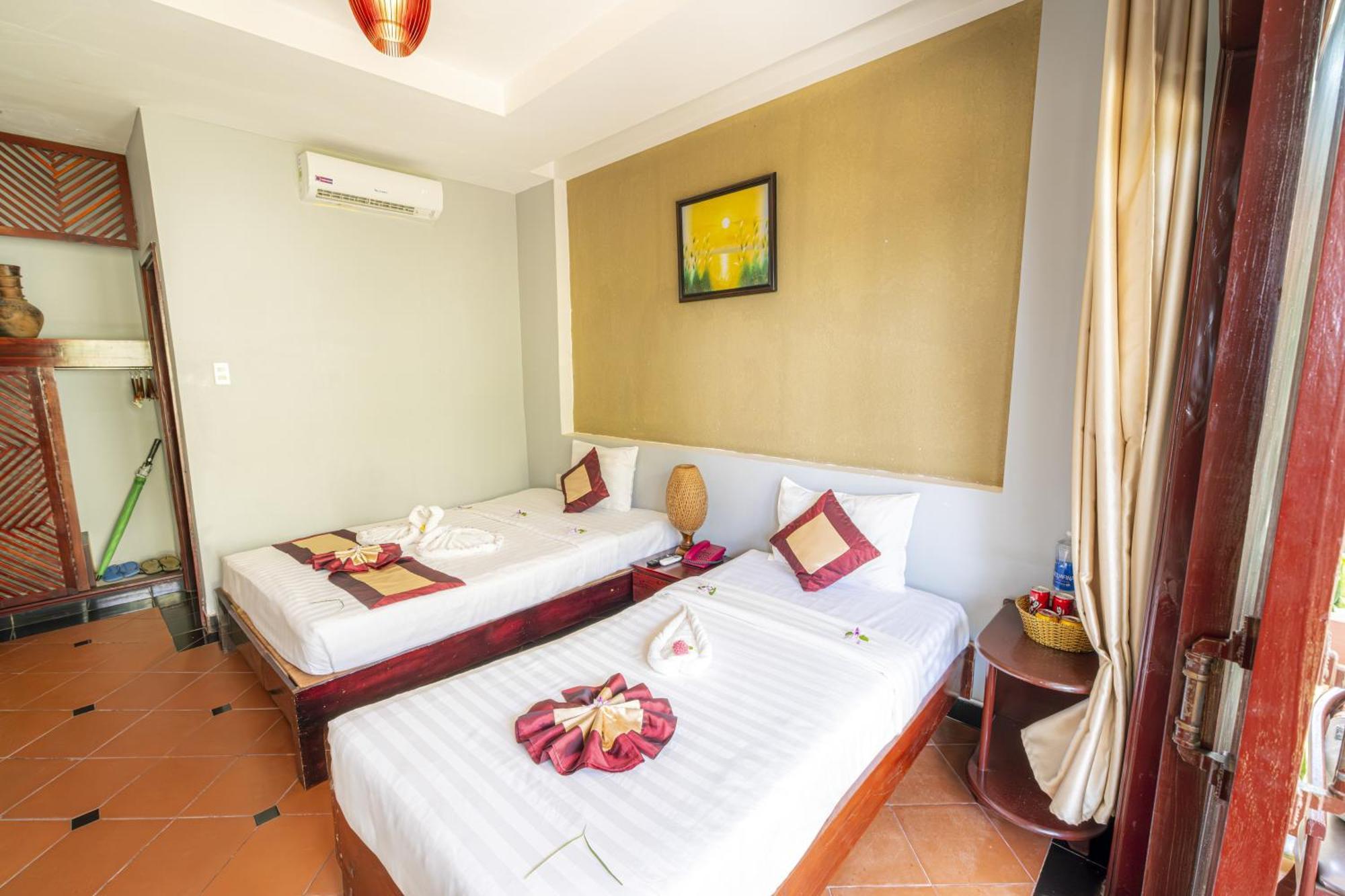 Deluxe Bungalow with Garden View,1698913077:JPEG