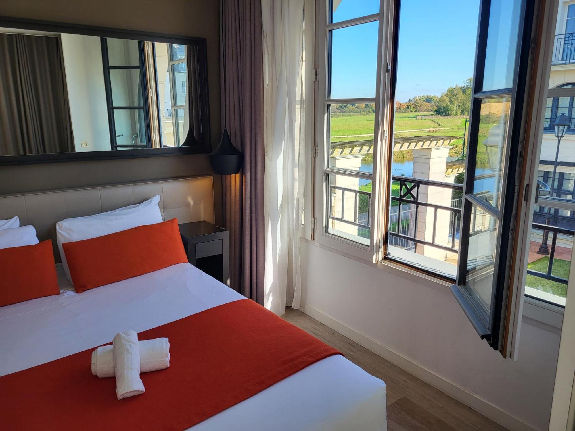 One-Bedroom Apartment Balcony