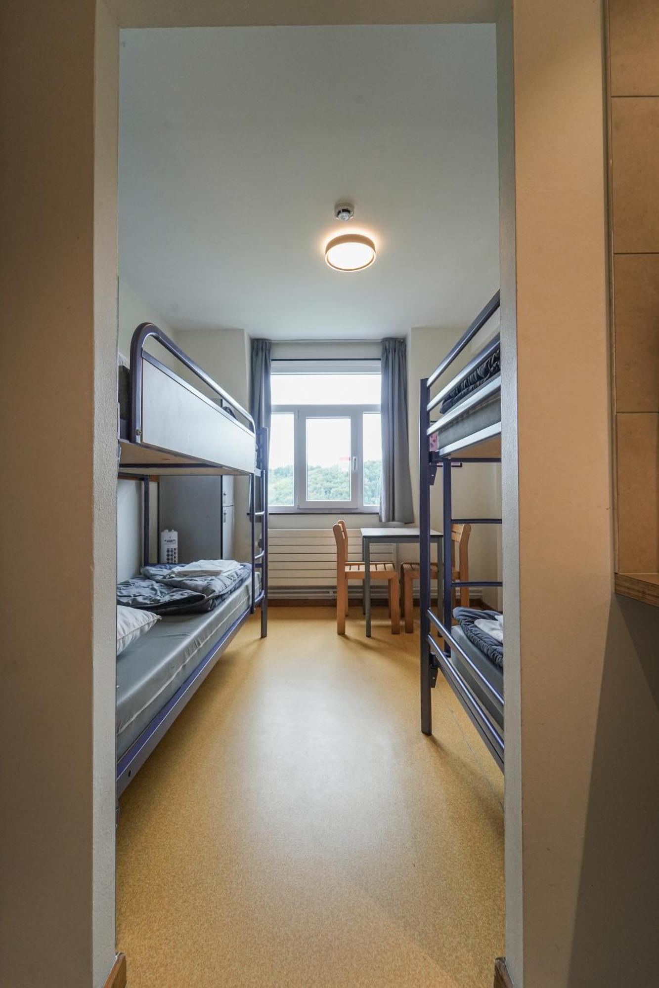 Lit Superposé dans Dortoir pour Femmes
