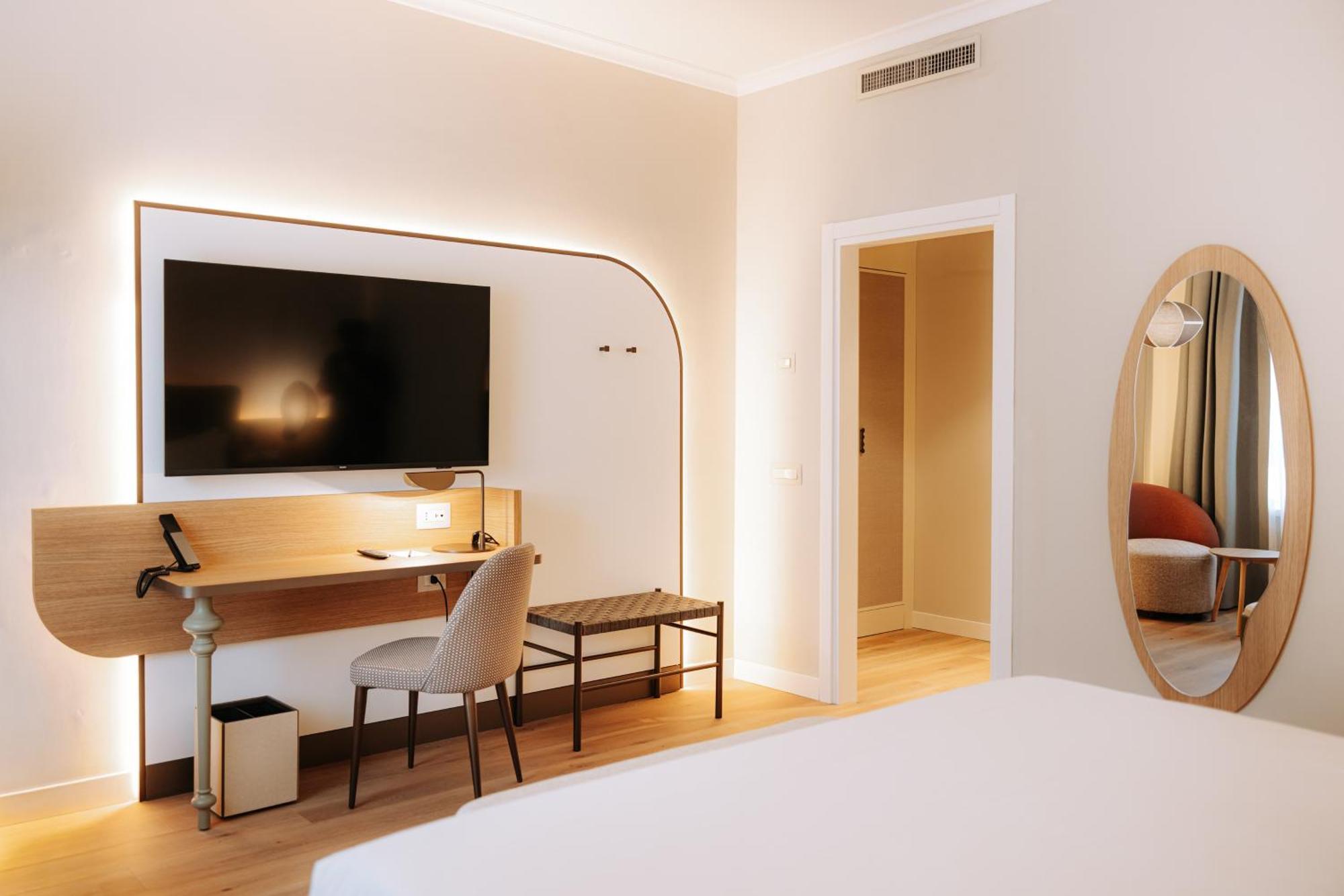 Privilege Room