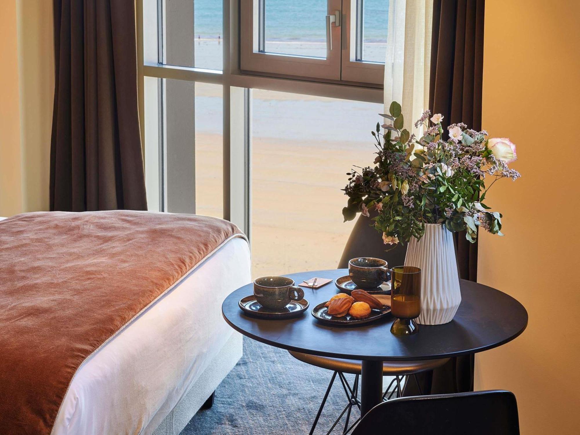 Suite with Double Bed,1704868715:JPEG