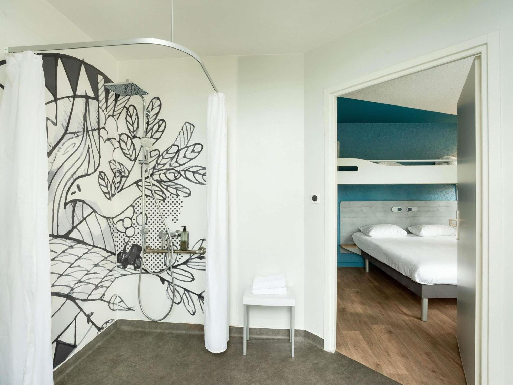 Accessible Room,1705005332:JPEG