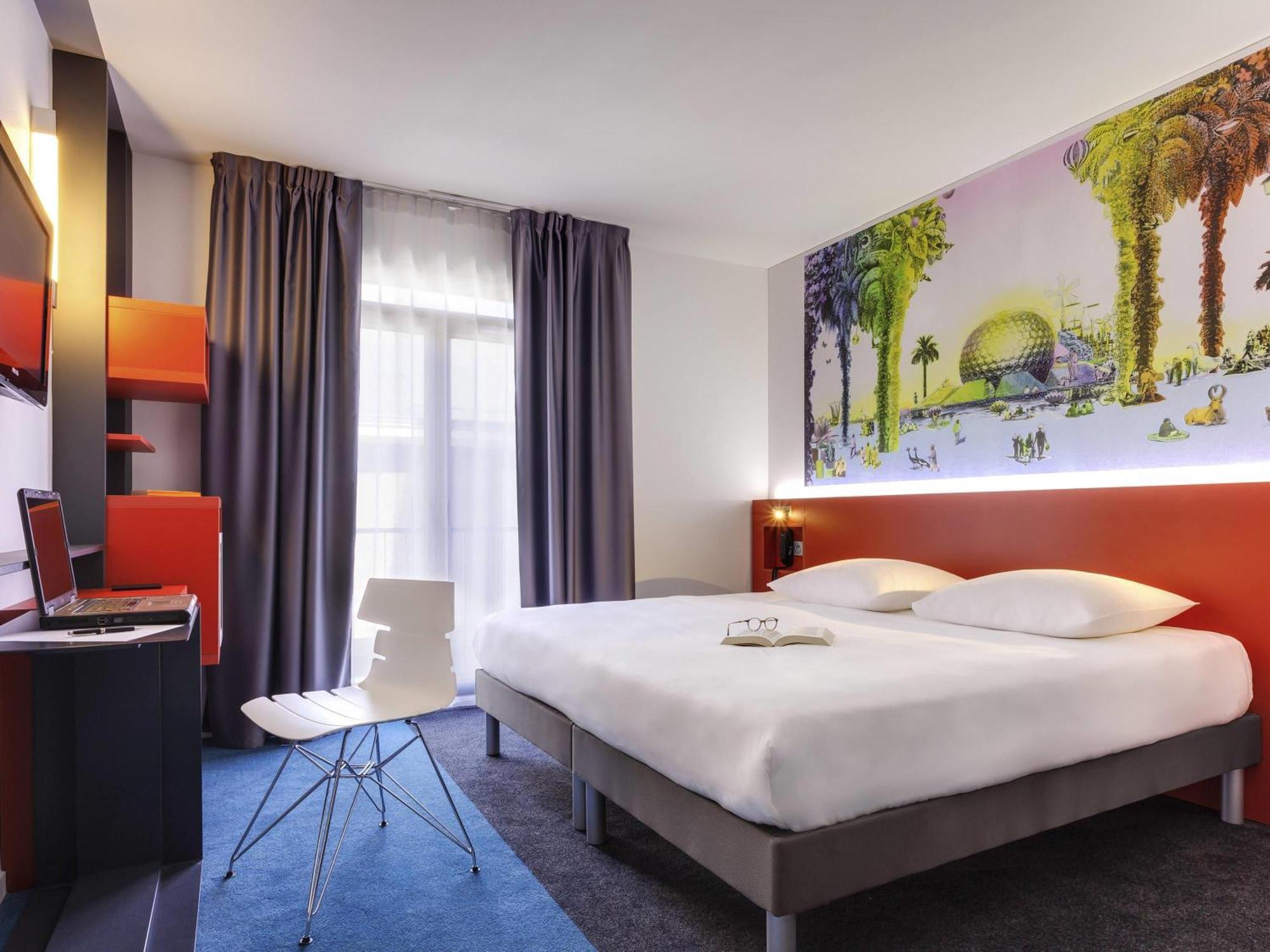 Standard Family Suite with Two Connecting Rooms,1729982723:JPEG