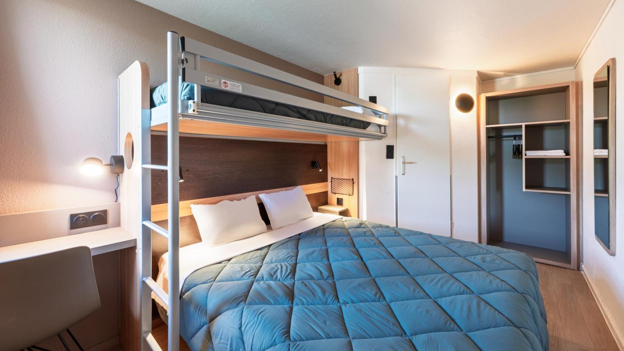 Standard Room 1 Queen Bed 1 Bunk Bed