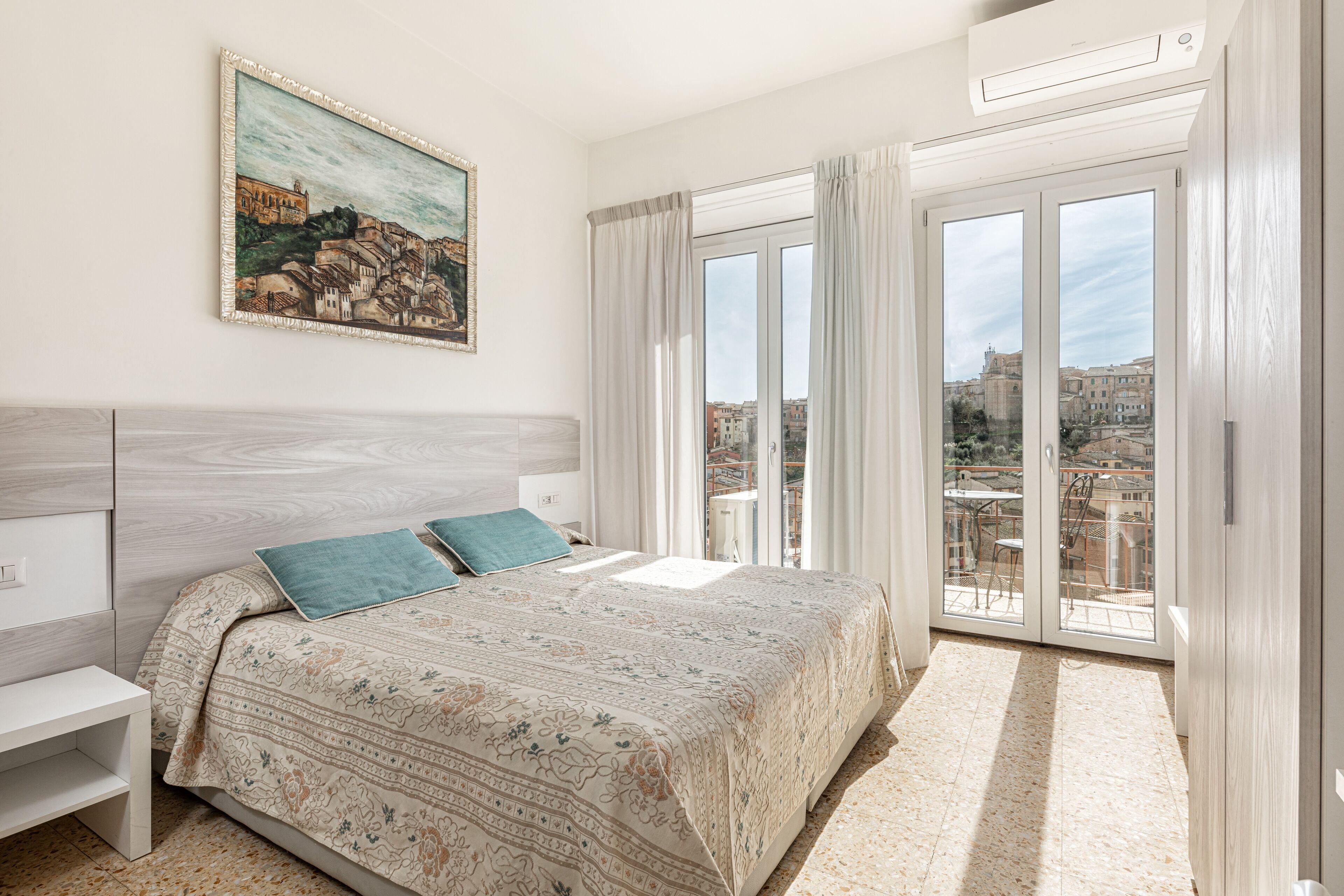Superior Double Room City View
