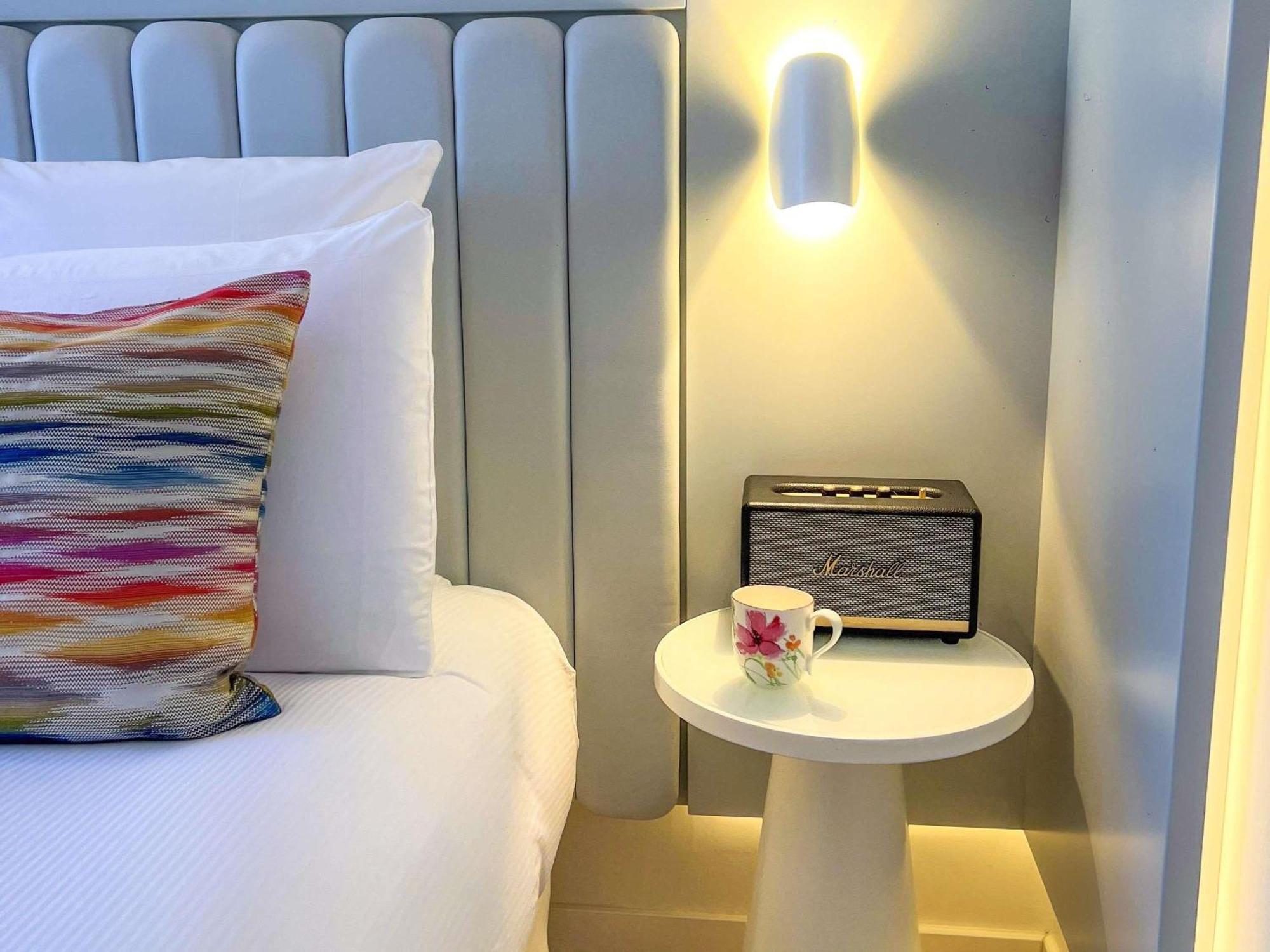 Classic Queen or Twin Room