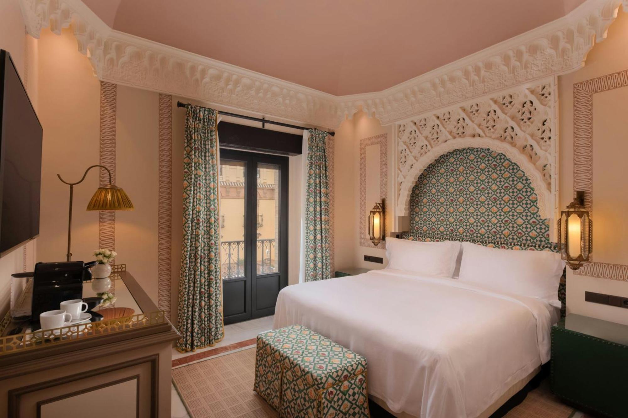 Deluxe Classic Room,1739367316:JPEG