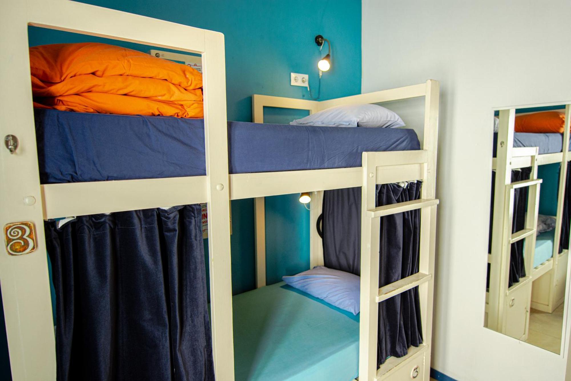 Bed 4-Bed Mixed Dormitory Room Private External Bathroom