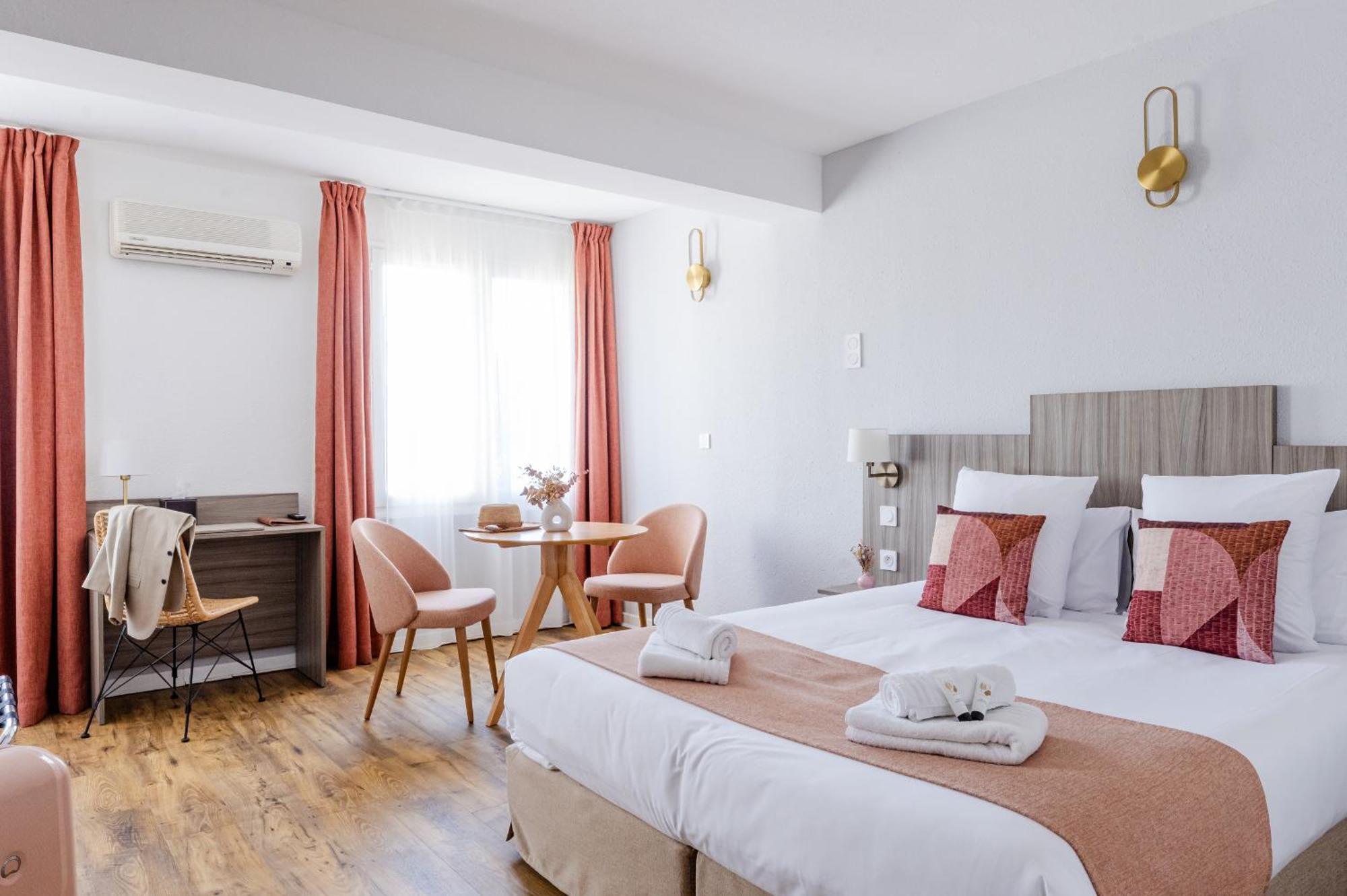 Suite - Cuisine équipée et vue sur Remparts