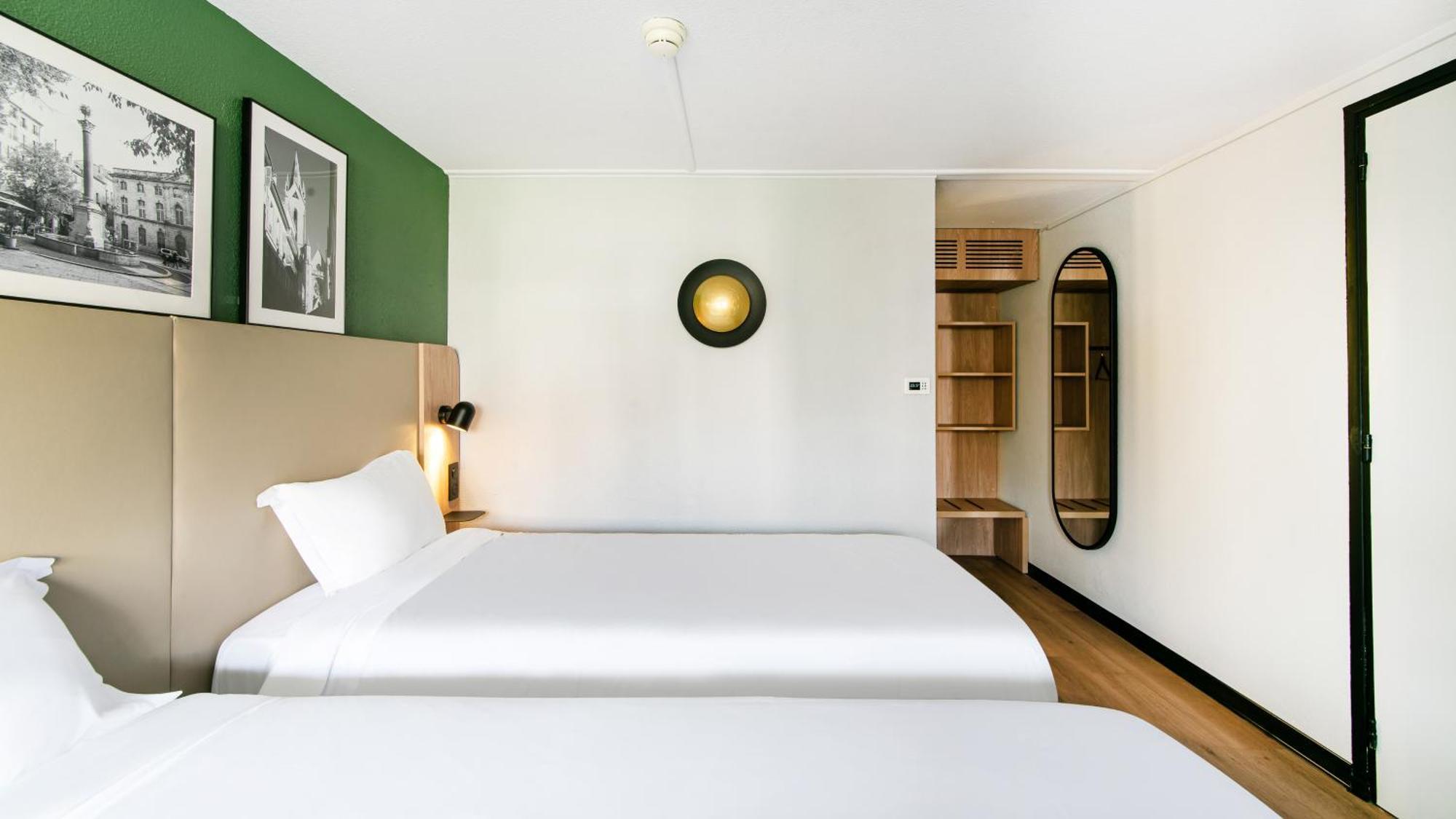 Standard Twin Room,1742580691:JPEG