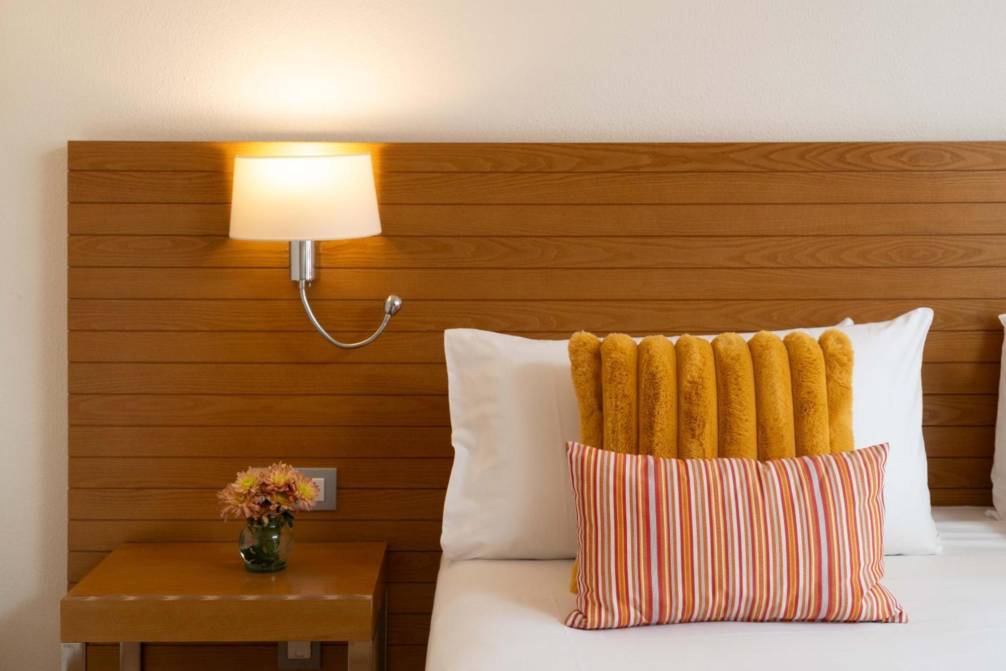 Superior Double or Twin Room Garden View