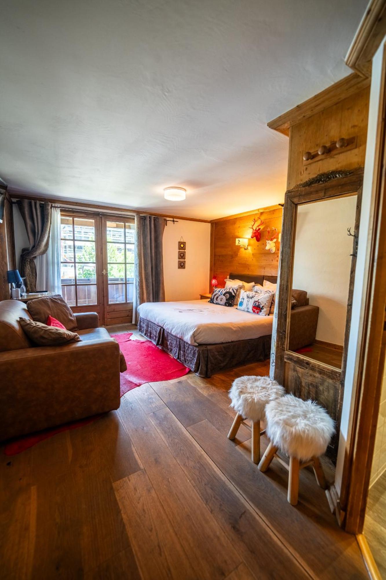 Superior Double Room,1742652078:JPEG
