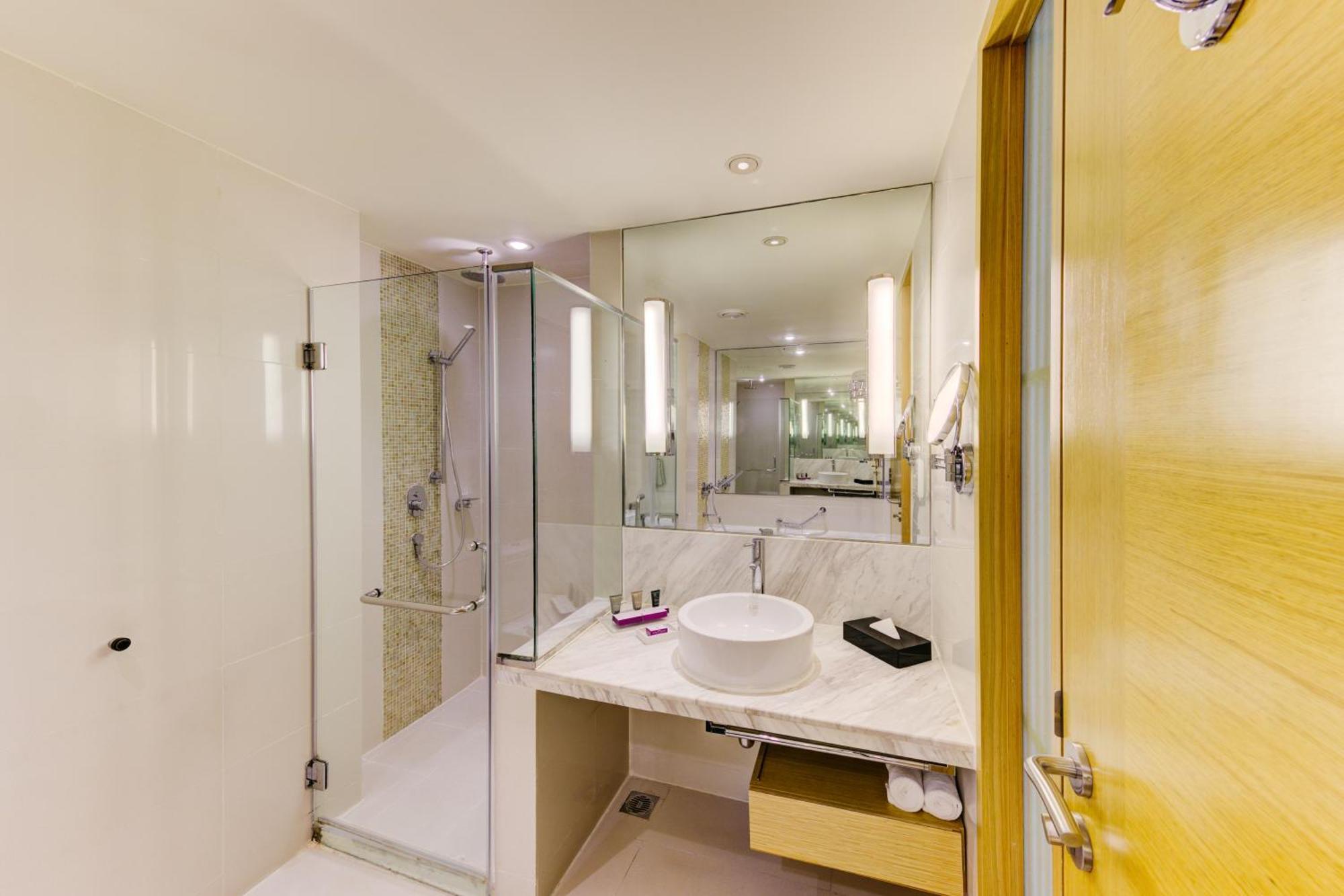 Chambre Lit King-Size de Luxe - Vue sur Mer