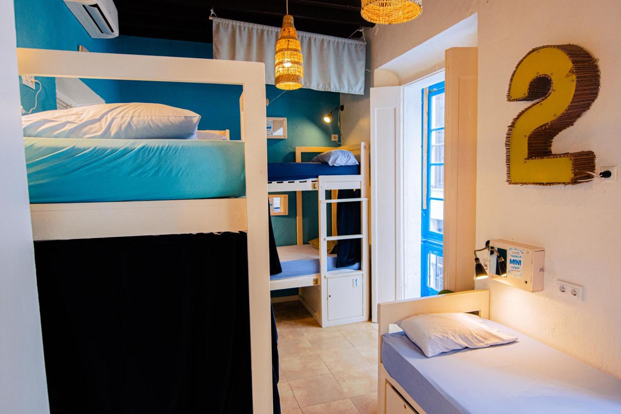 Bed 7-Bed Mixed Dormitory Room en-suite Bathroom