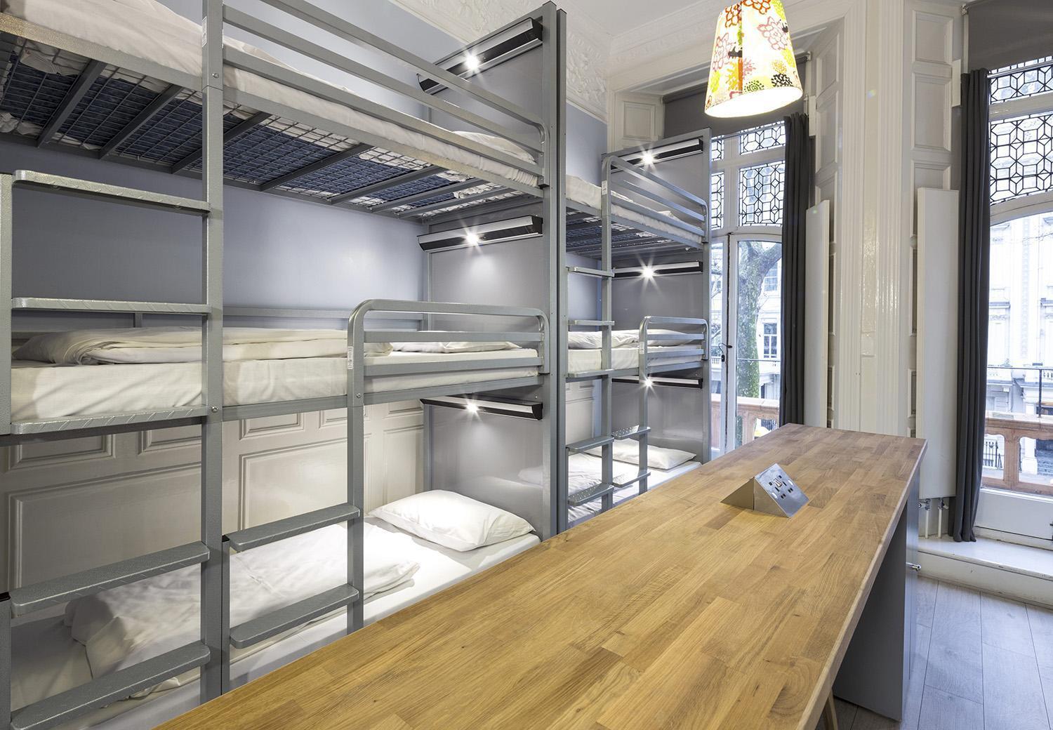 Bed 15-Bed Mixed Dorm Ensuite 18–40 years