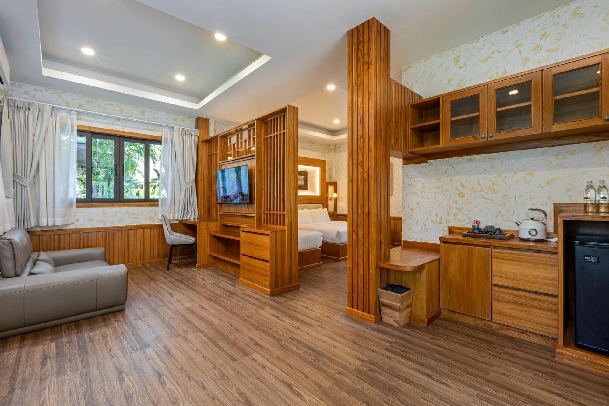Pool Villa One Bed Room 2 Way Airport Transfer 7AM 7PM