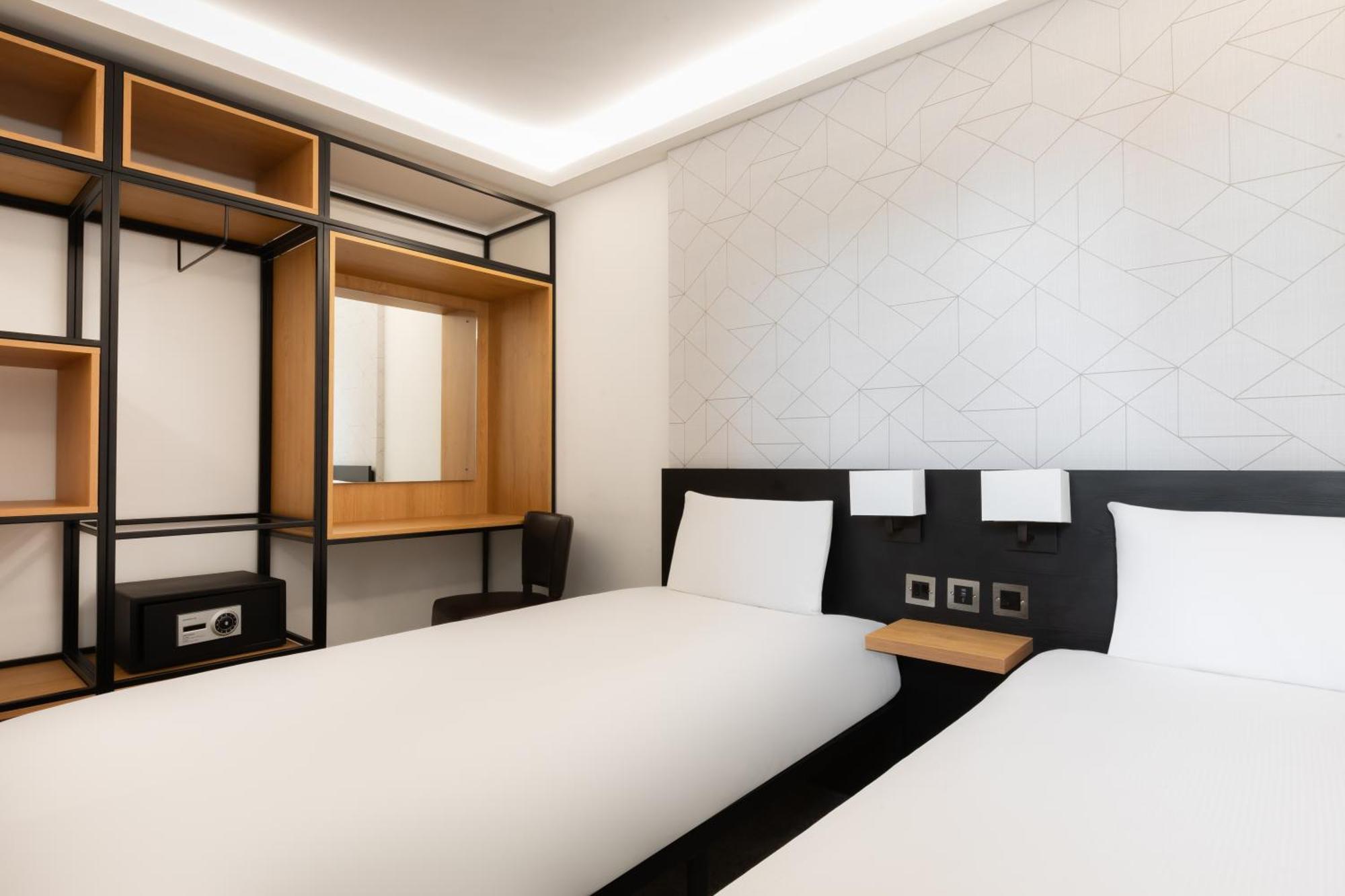 Urban Twin Room