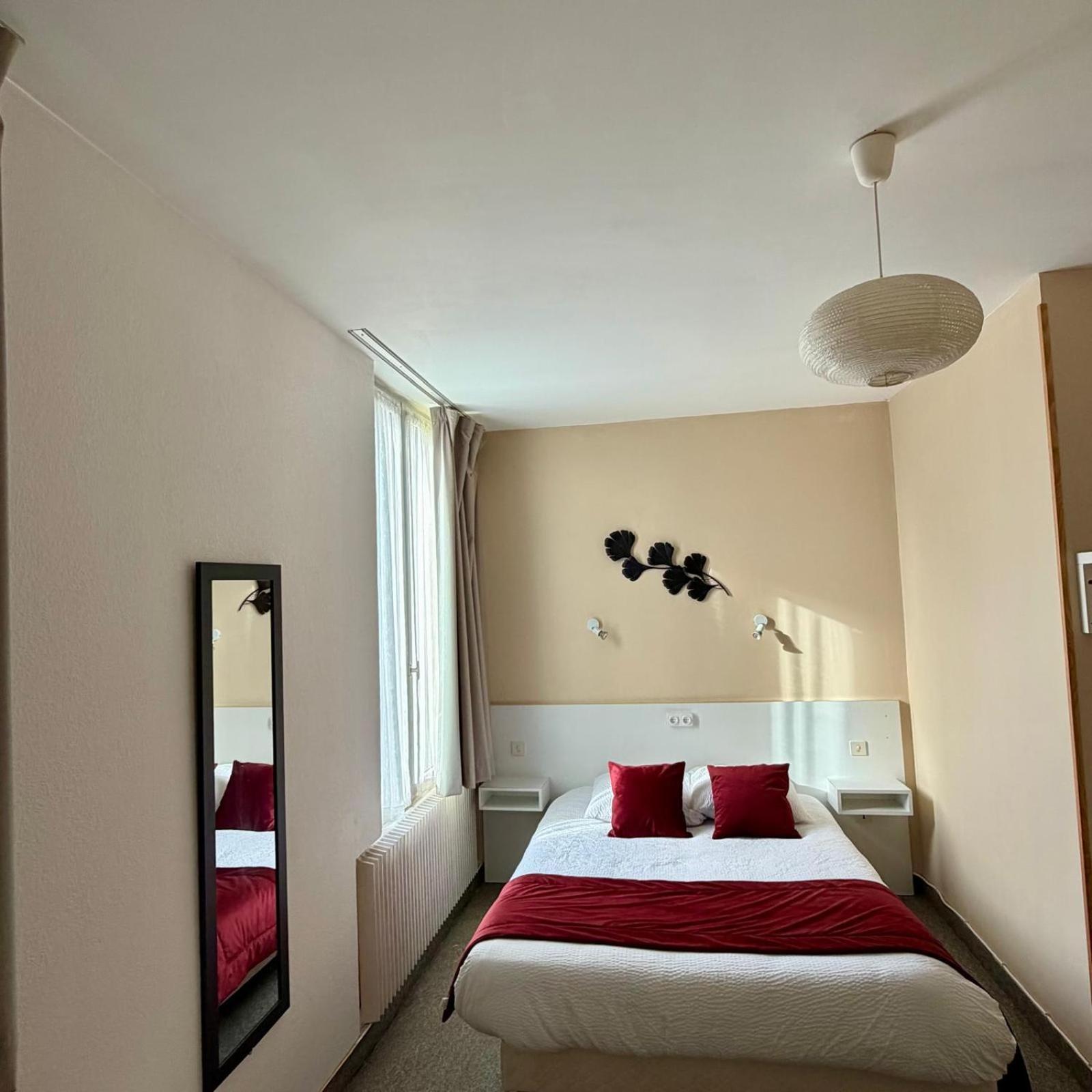 Double Room,1756645730:JPEG