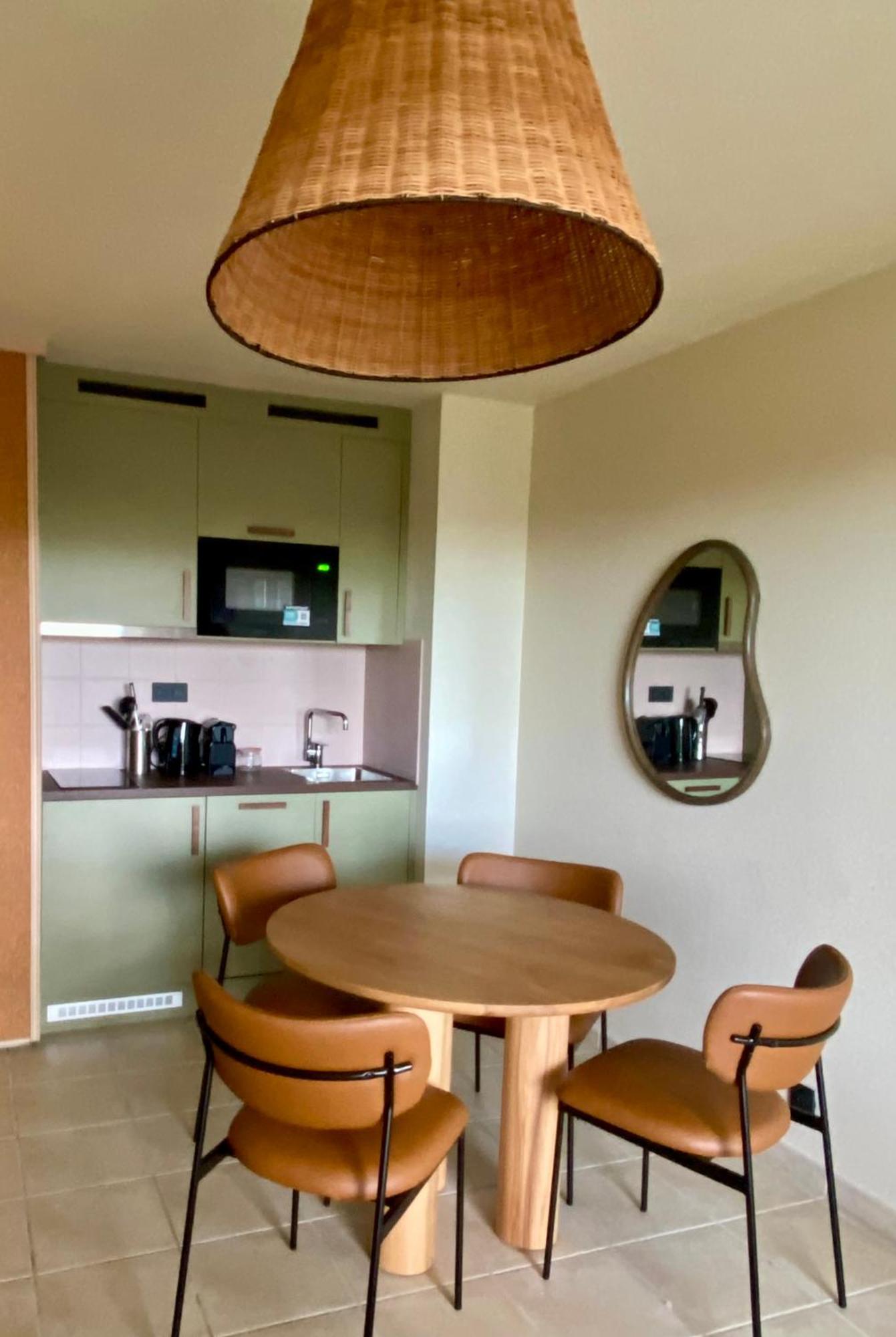 Apartment Golf side