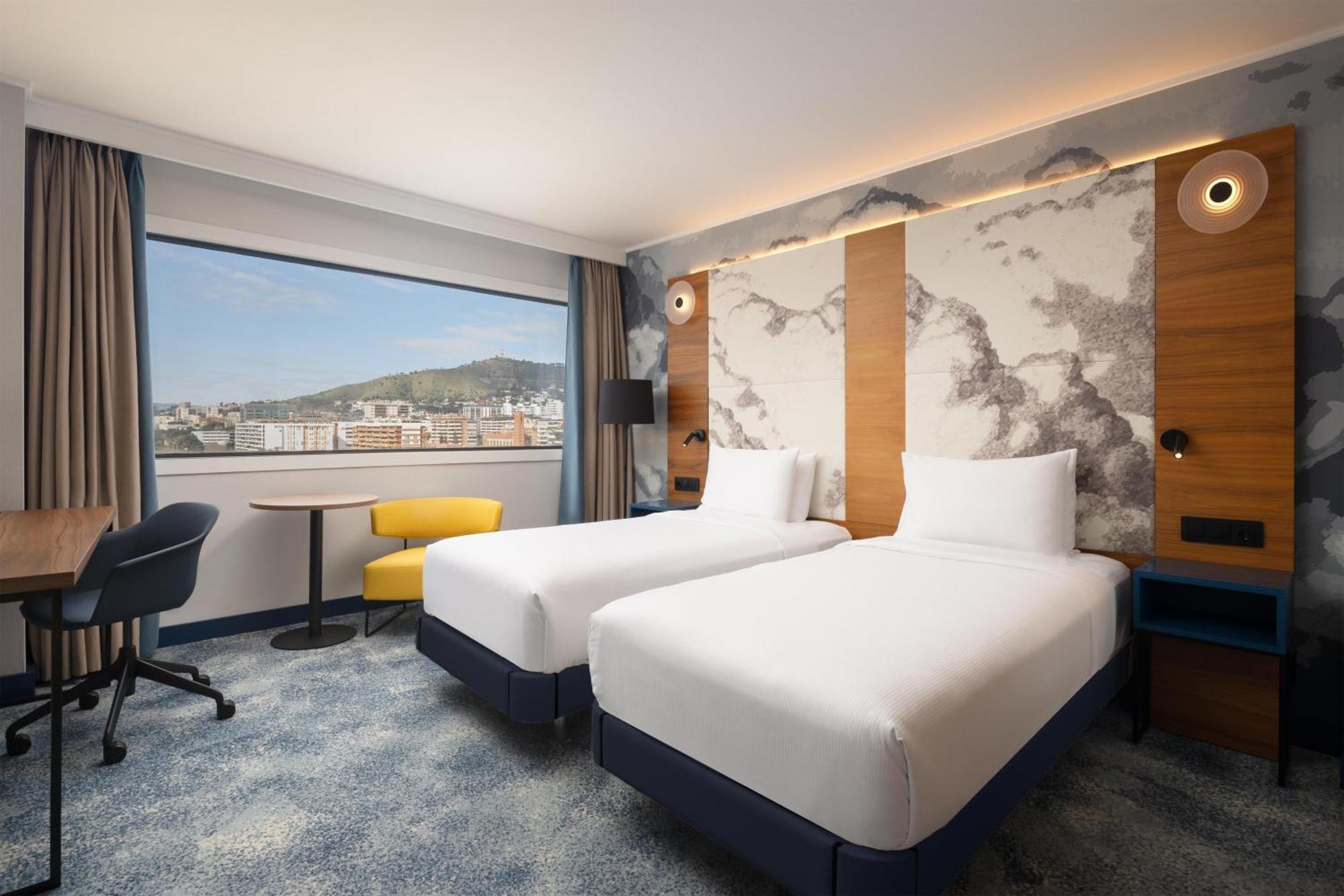 Executive Twin Room Lounge Access